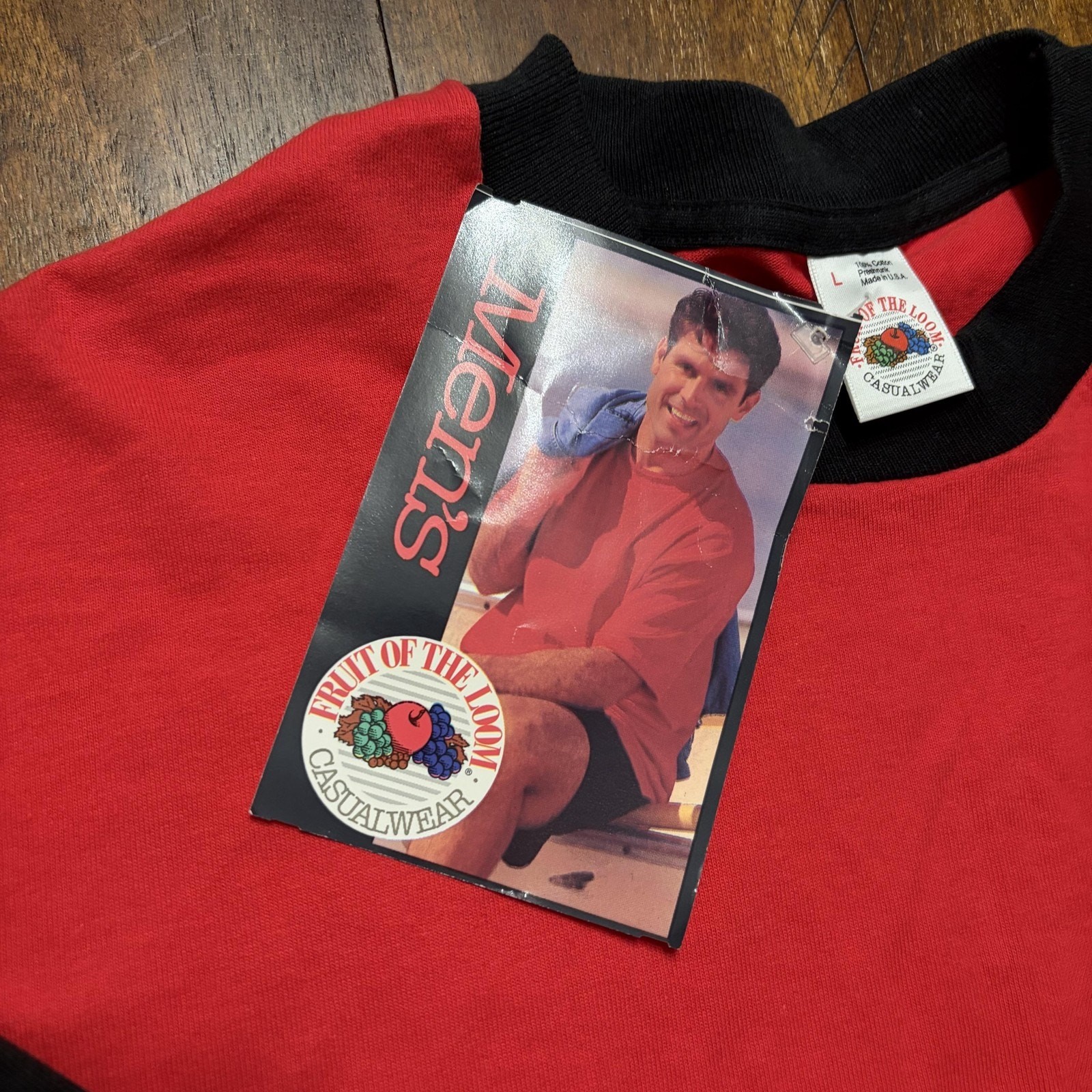 Vintage Fruit Of The Loom Shirt Mens Large Red Black Colorblock Tee Made USA 90s gallery