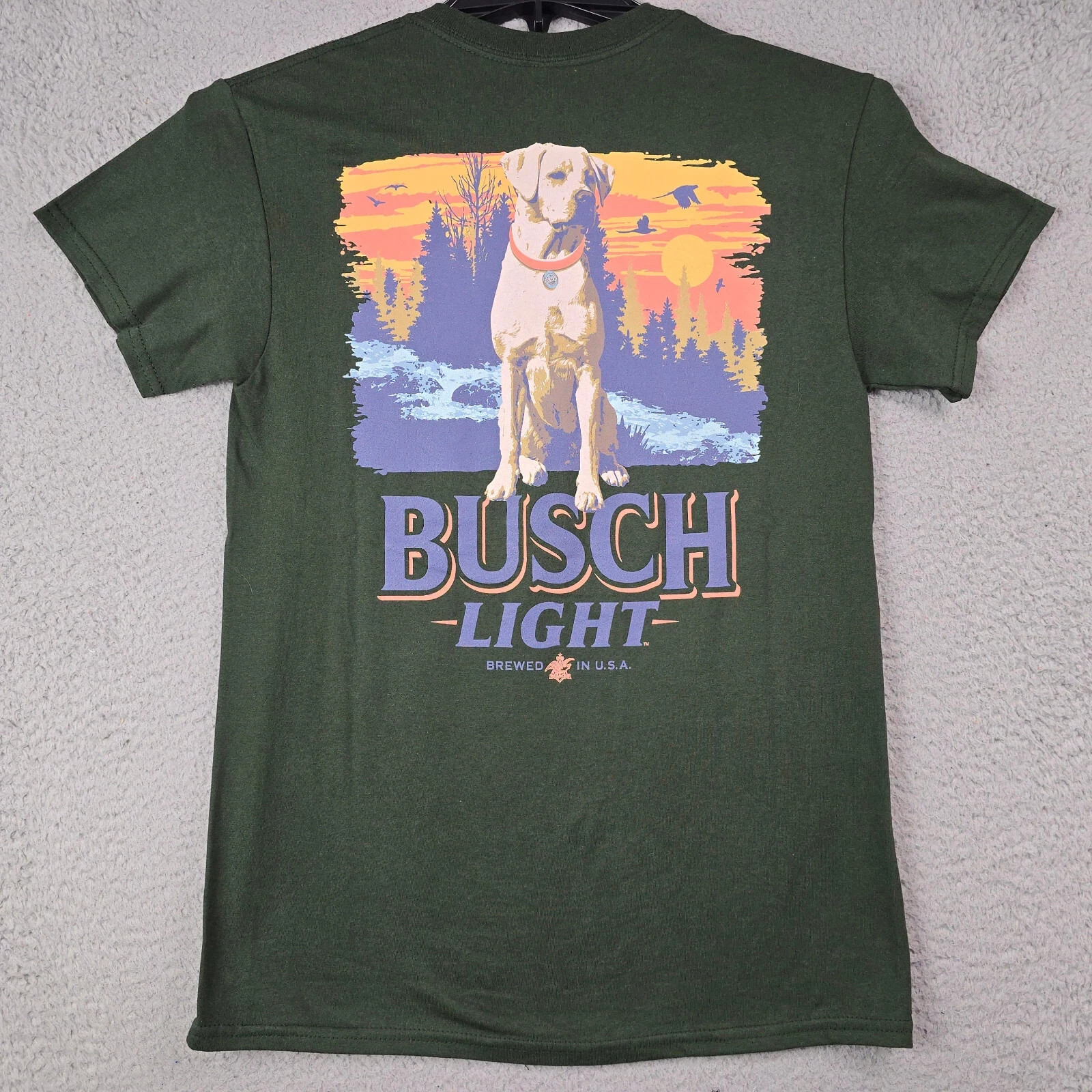 BUSCH LIGHT BEER Shirt MENS MEDIUM GREEN HUNTING DOG CASUAL FISHING Brew USA NWT gallery