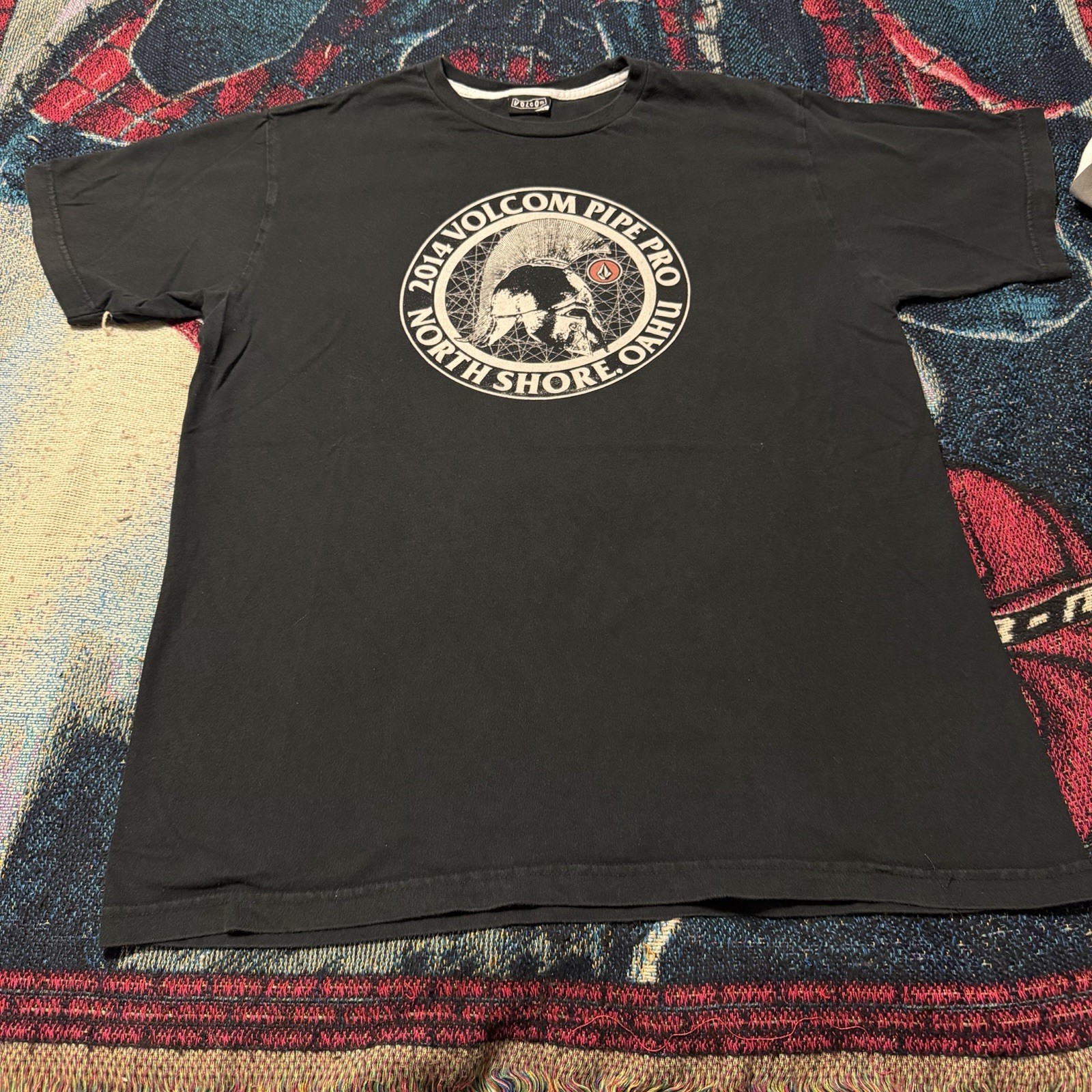 Vintage Y2K Volcom Pipe Pro Spartan Rare Shirt Black Men L Gladiator Skate Cyber gallery