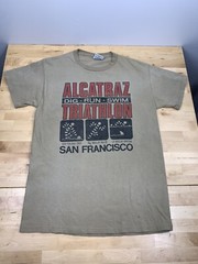 VINTAGE Single Stitch Alcatraz San Francisco Triathlon Beige TShirt Sz M #2771