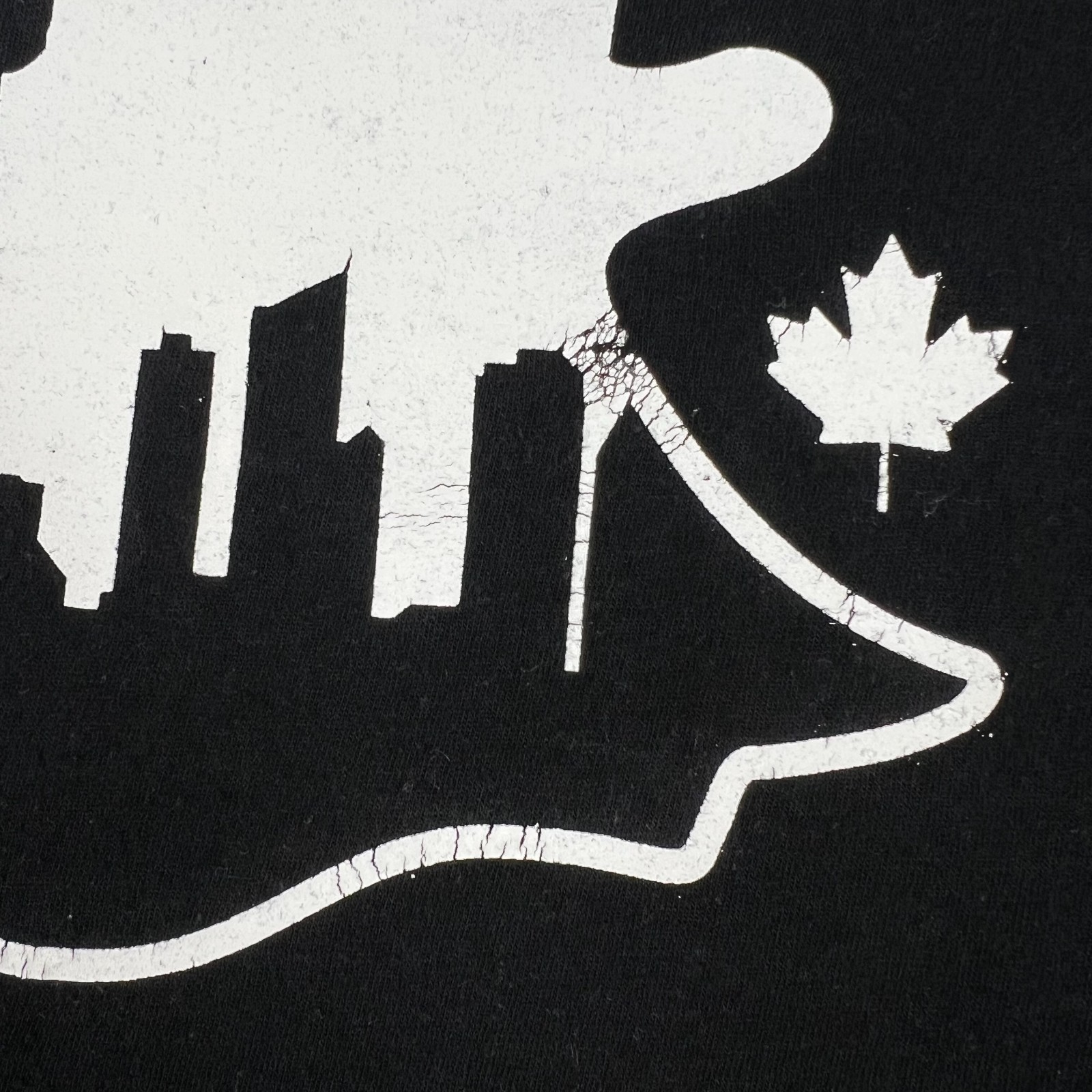 Snapchat T Shirt Mens Medium M Black White Toronto Canada Snap Chat Ghost Logo 1 gallery