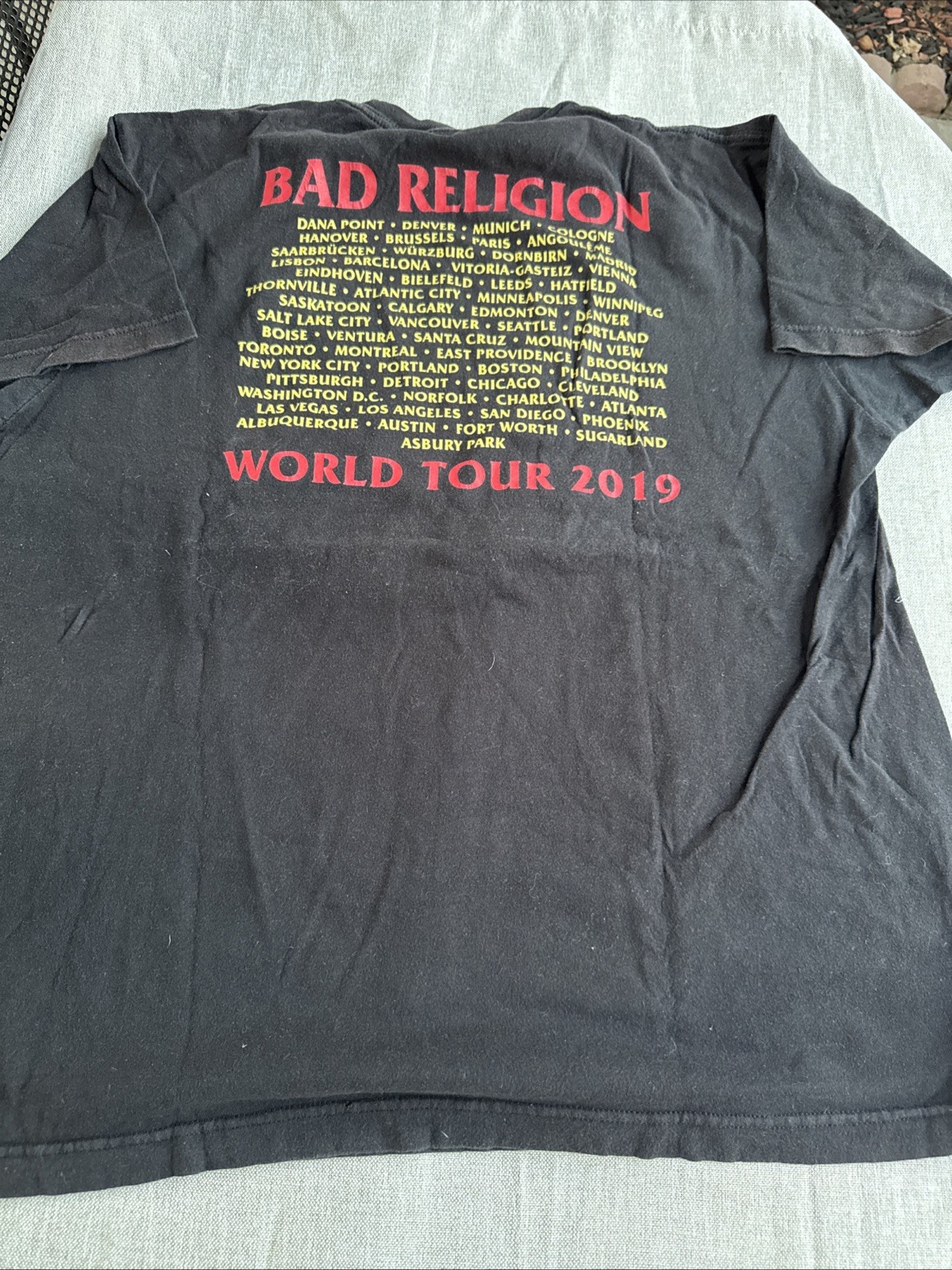 Bad Religion Band World Tour 2019 T-Shirt Mens XL Punk Rock Distressed