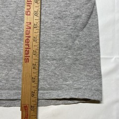 Champion Logo T-Shirt Men’s Medium Gray Hip Hop Hipster Vintage Sportswear Y2K
