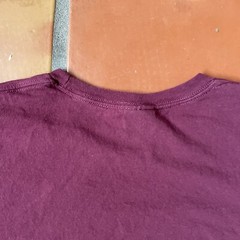 DELTA SOFT Mens Large Burgundy Red Graphic Print T-Shirt HAWAII SURFER Tee EUC