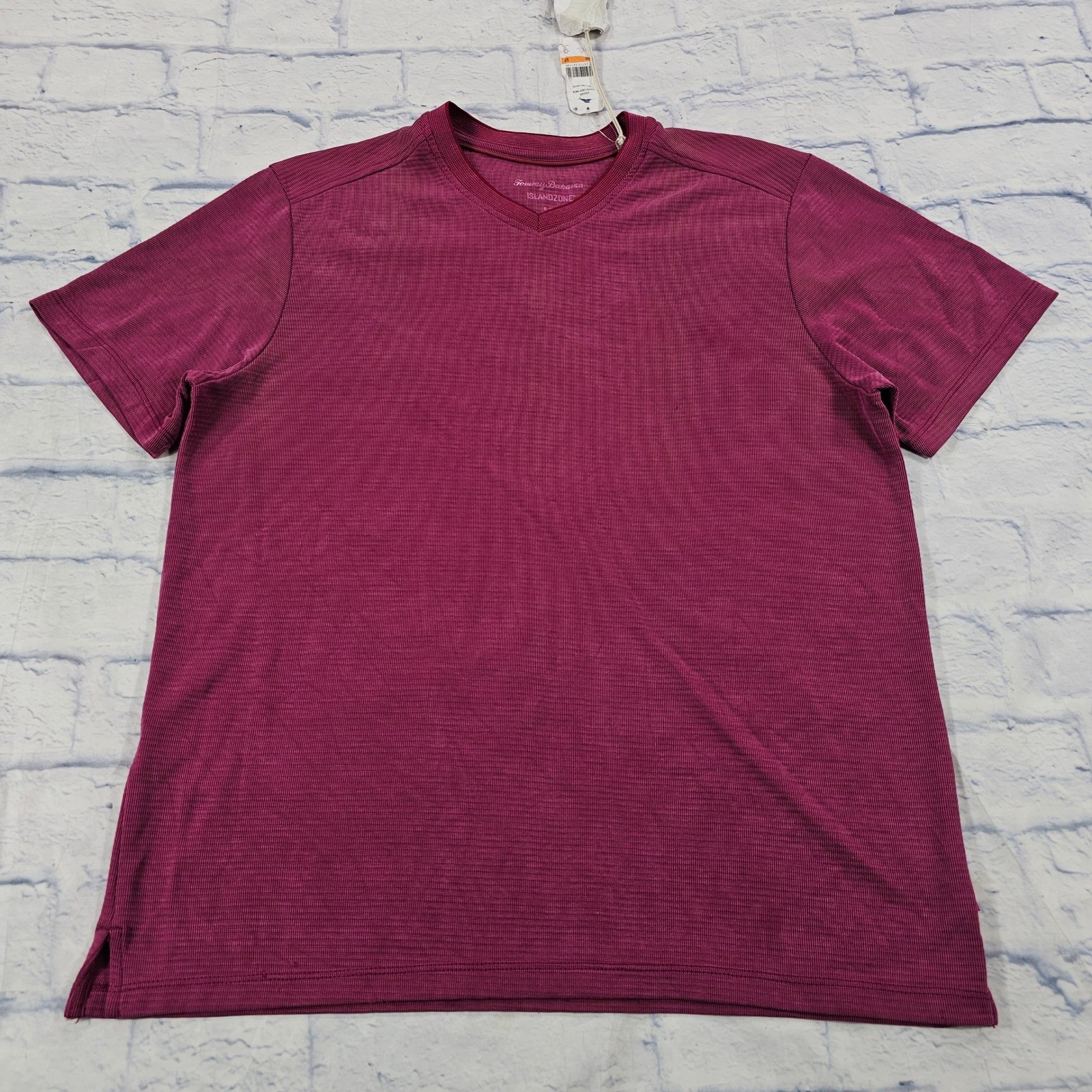 Tommy Bahama IslandZone T-Shirt Mens S Burgundy V-Neck Textured Short Sleeve Tee