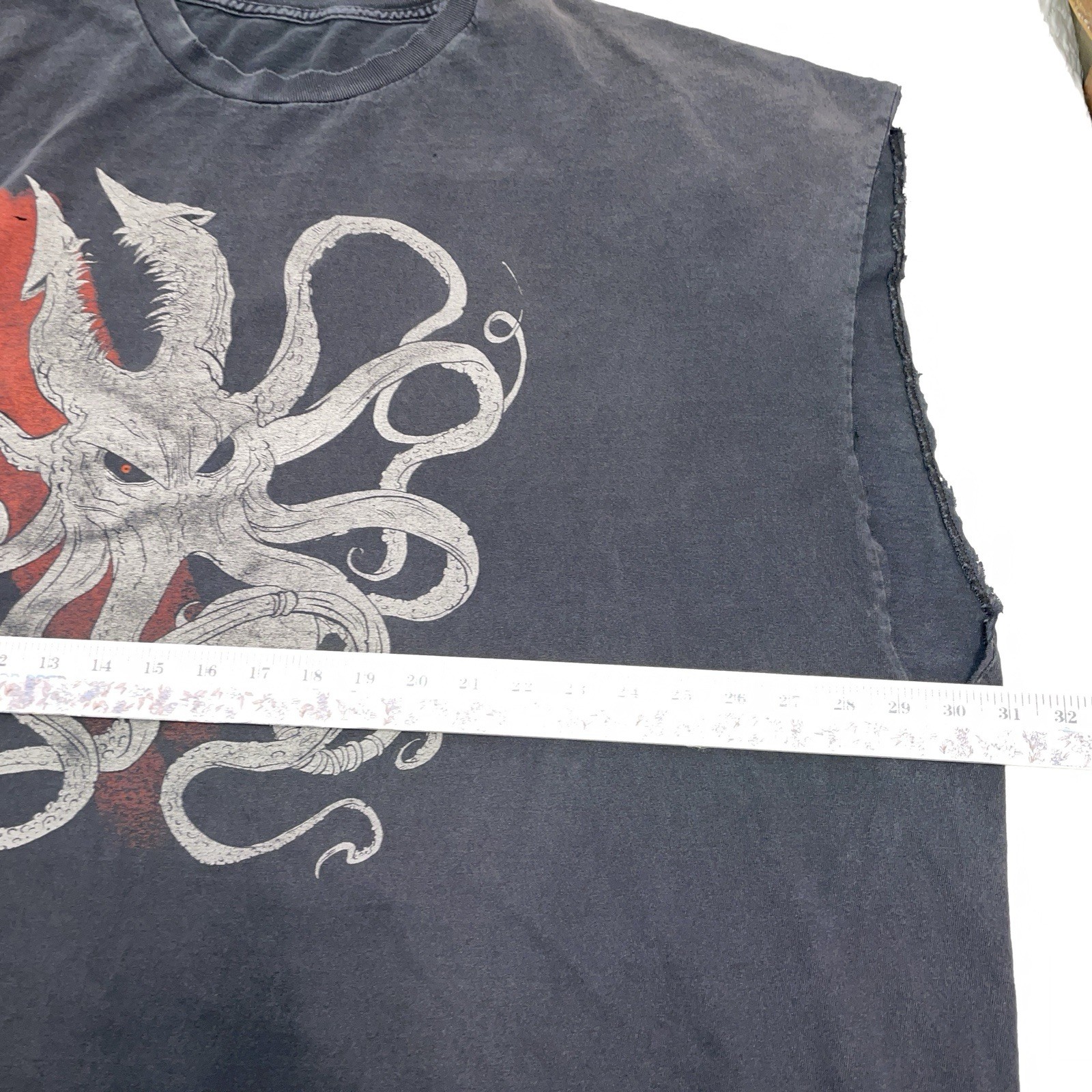 Kraken Octopus T-Shirt Distressed Graphic Street Wear XXXXLarge 4X See Photos gallery