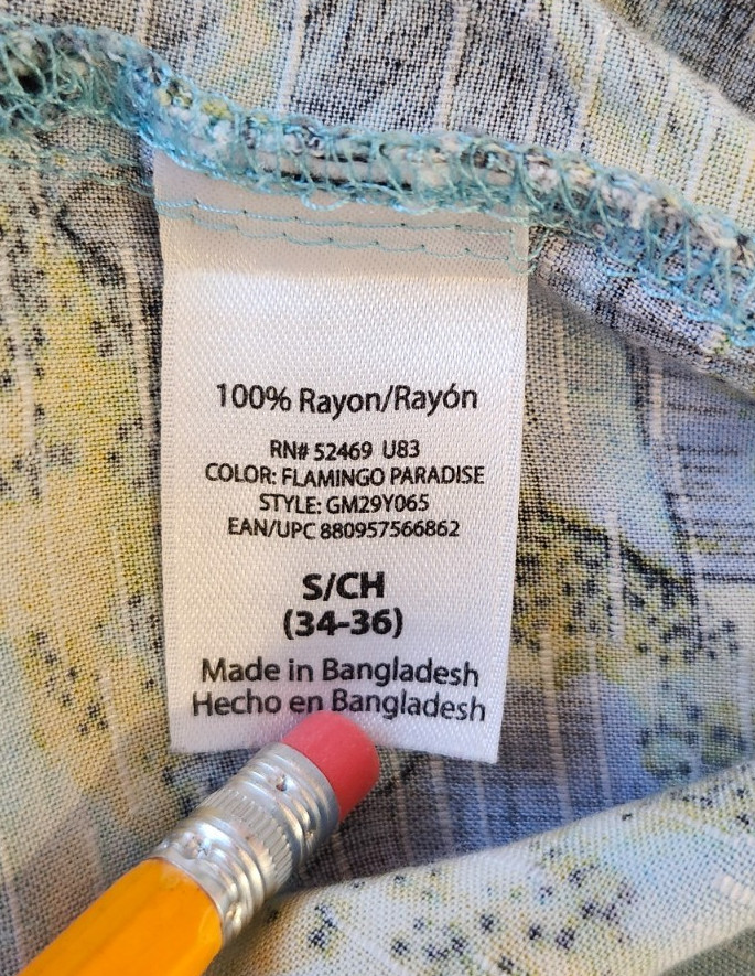 Men's Hawaiian Button Up Shirt, Small, great shape. Combine Shipping gallery