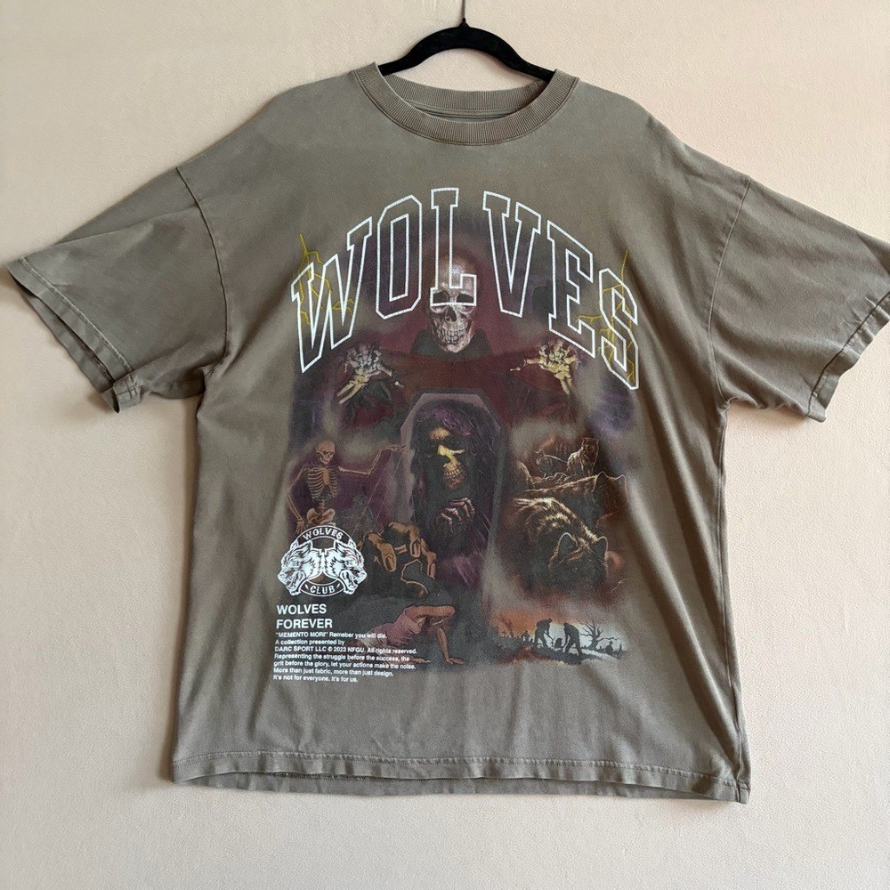 Dare Sport Wolves Forever Graphic Tee Oversized Streetwear Brown L Goth Grunge