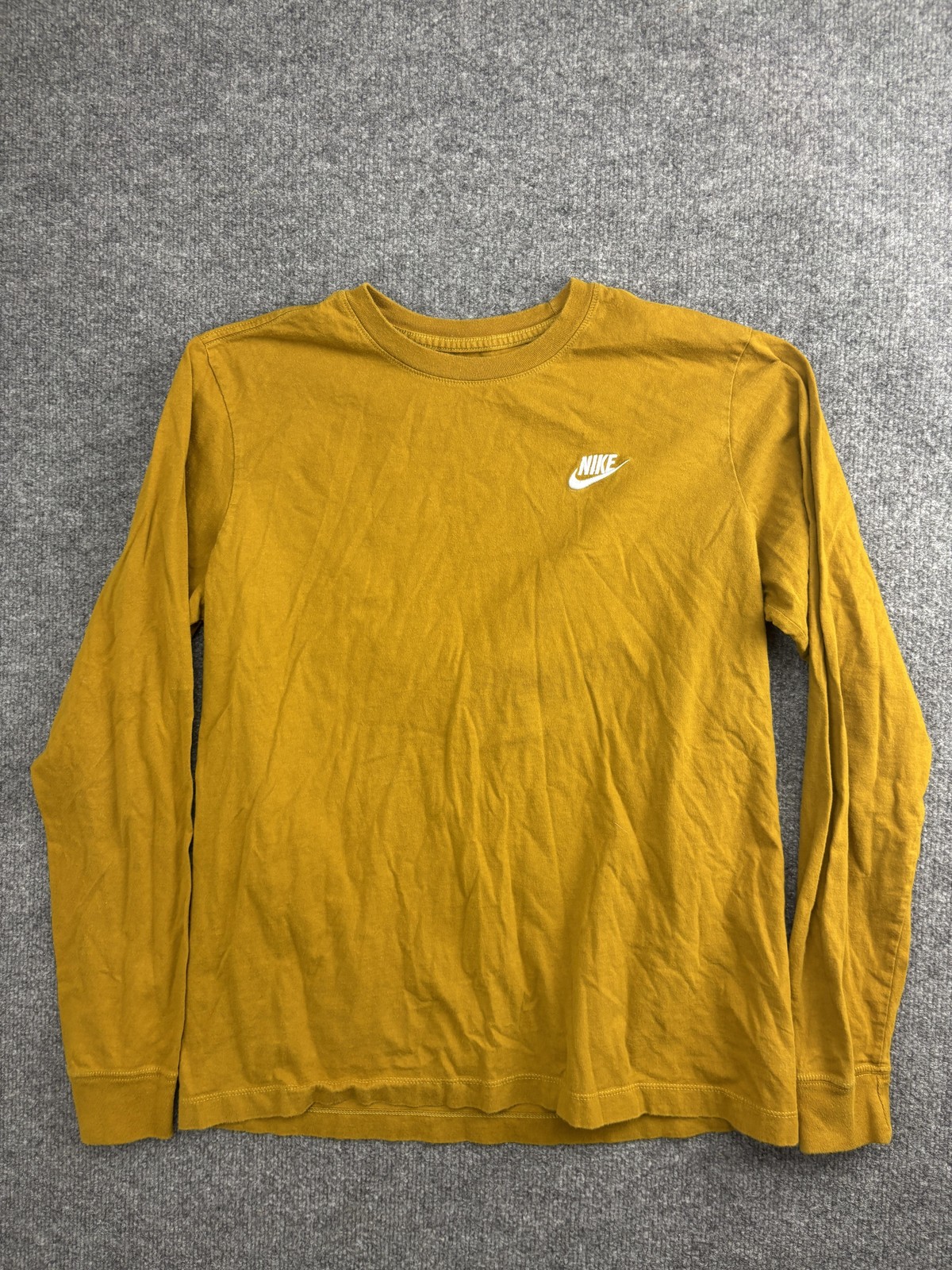 Nike Shirt Mens Medium Gold The Nike Tee Long Sleeve Swoosh Logo Crewneck gallery