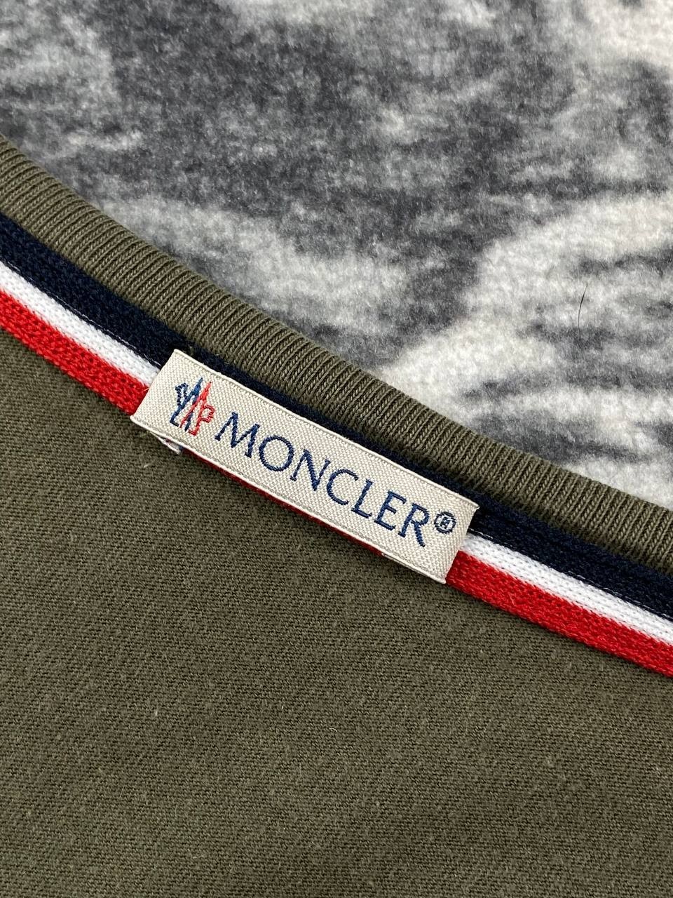 Moncler Maglia T Shirt Men Size M Green gallery