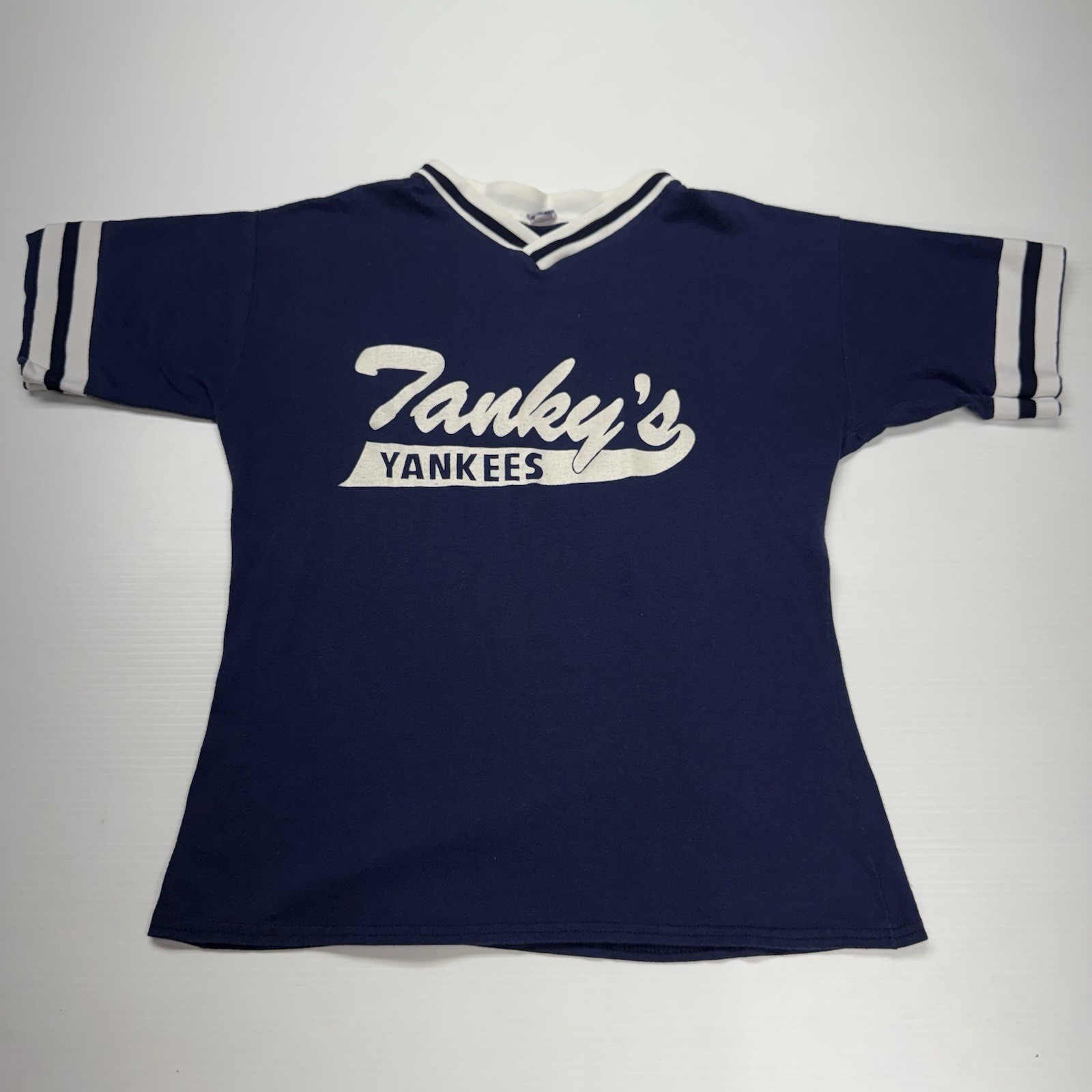 Vtg Tankys Yankees Spellout Logo Athletic V-Neck Mens Shirt L Blue Baseball gallery