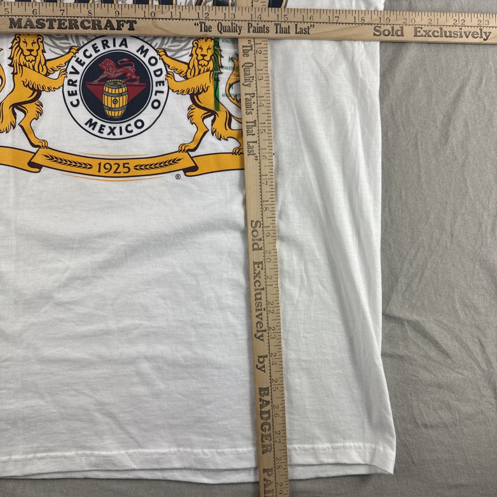 Cerveza Modelo Beer T-Shirt Size M White Ripple Junction Athletic Fit Cotton NEW gallery