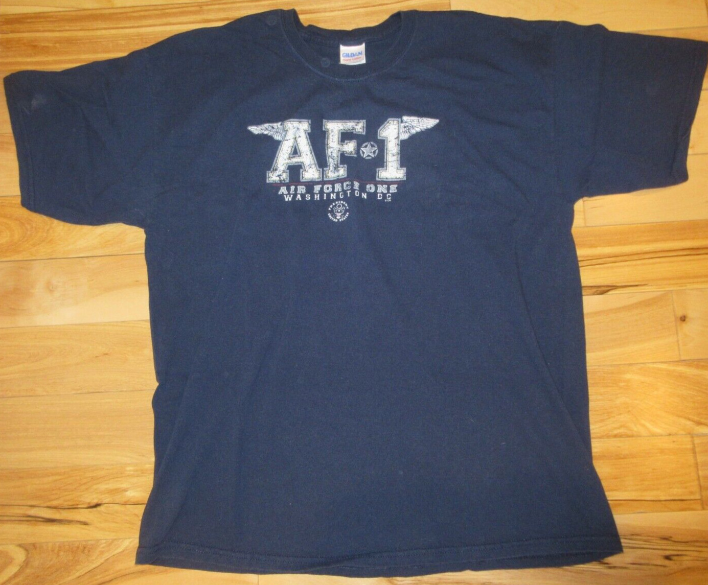 Air Force One T-Shirt Gilden Mens XL Military Navy Blue AF1 Jet Patriotic USA gallery