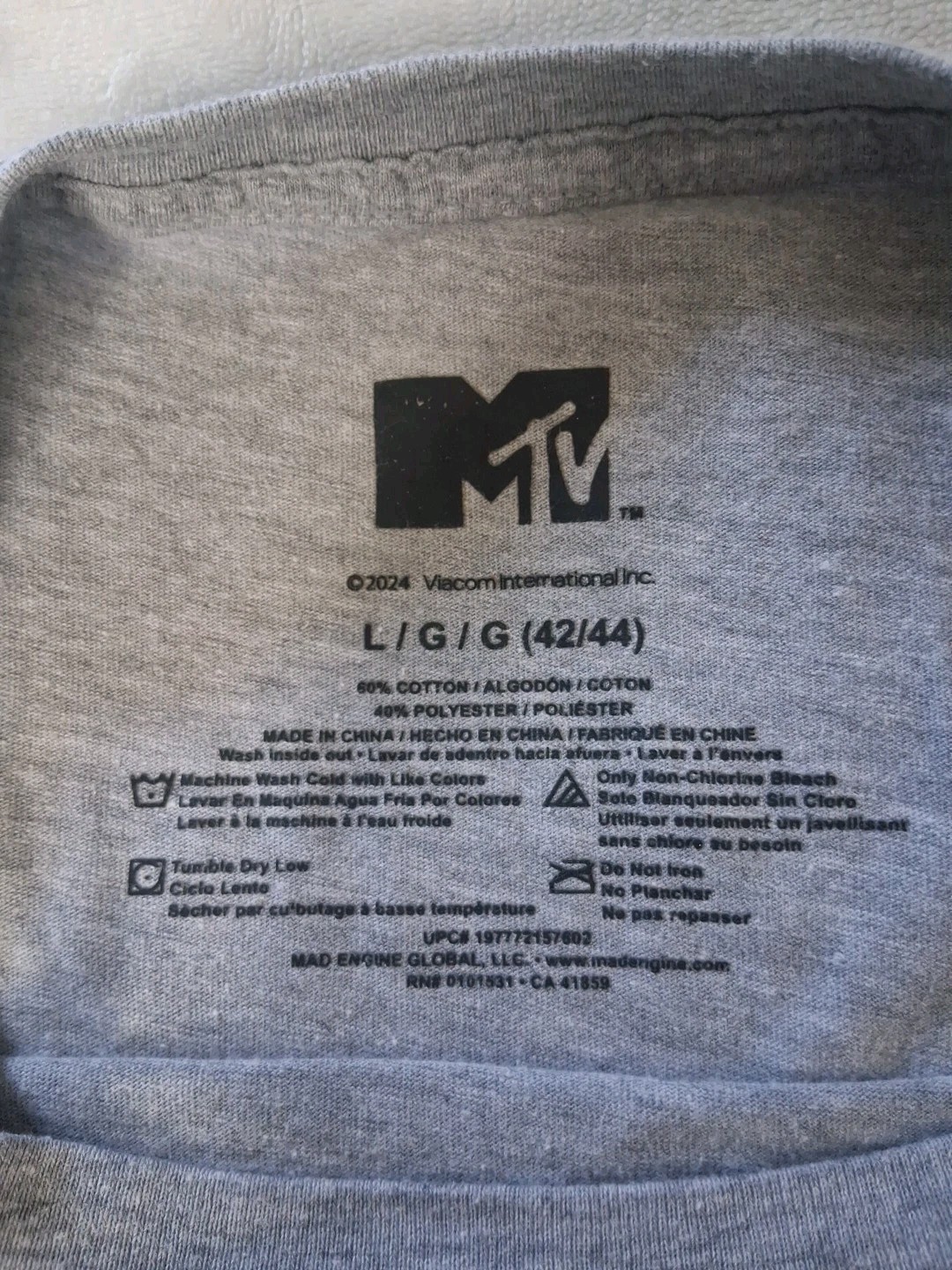 MTV Music Television T-Shirt USA American Flag Print Tee Large (42/44) gallery