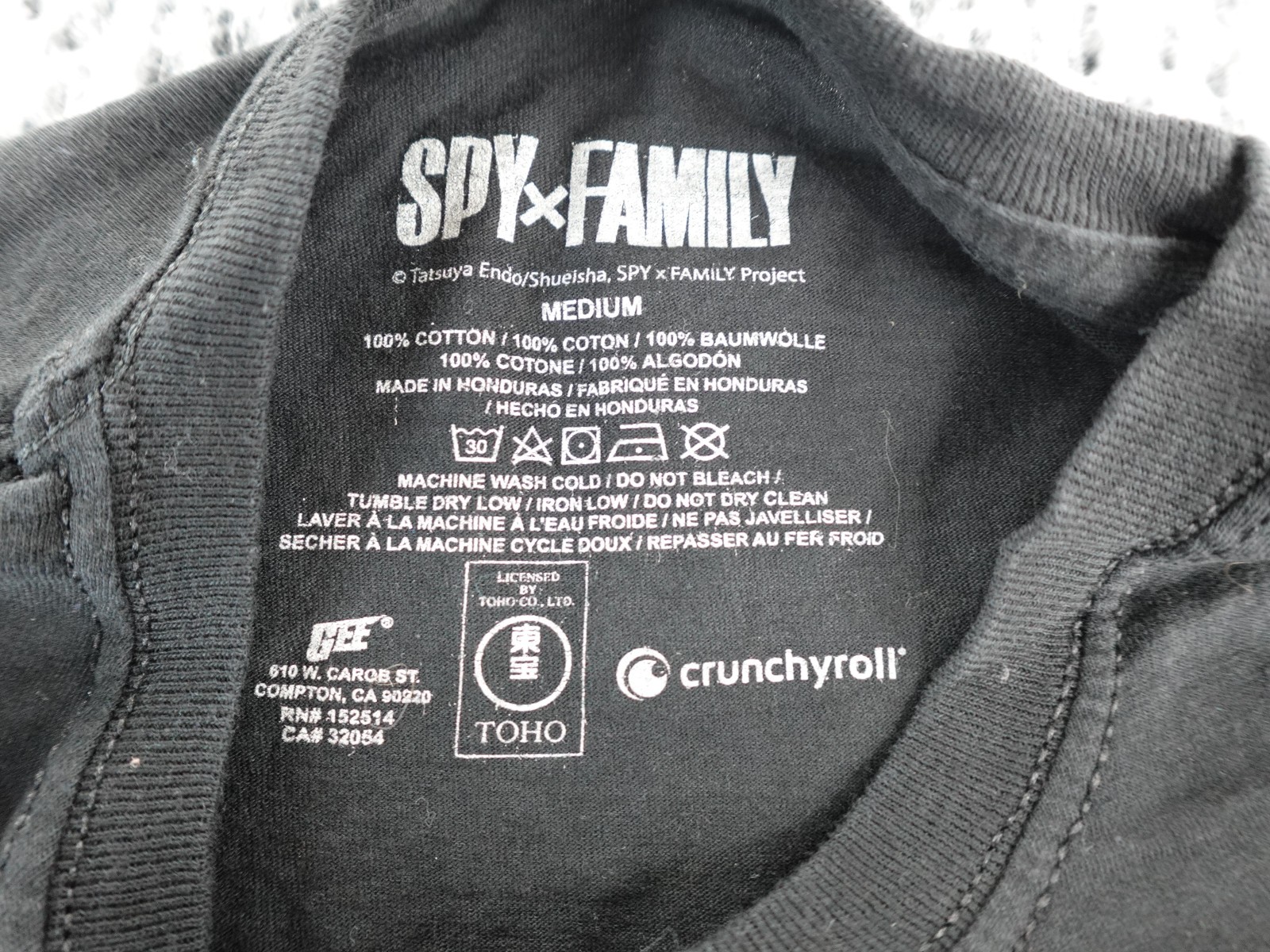 Spy x Family Short-Sleeve Black Graphic T-Shirt Family Trio Size Medium Anime gallery