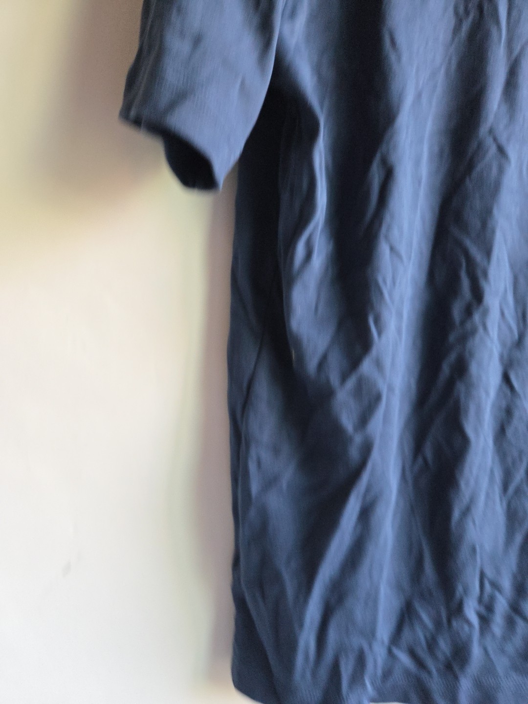 Kirkland Signature Pima Cotton Premium T Shirt Mens Size Medium Dark Blue gallery