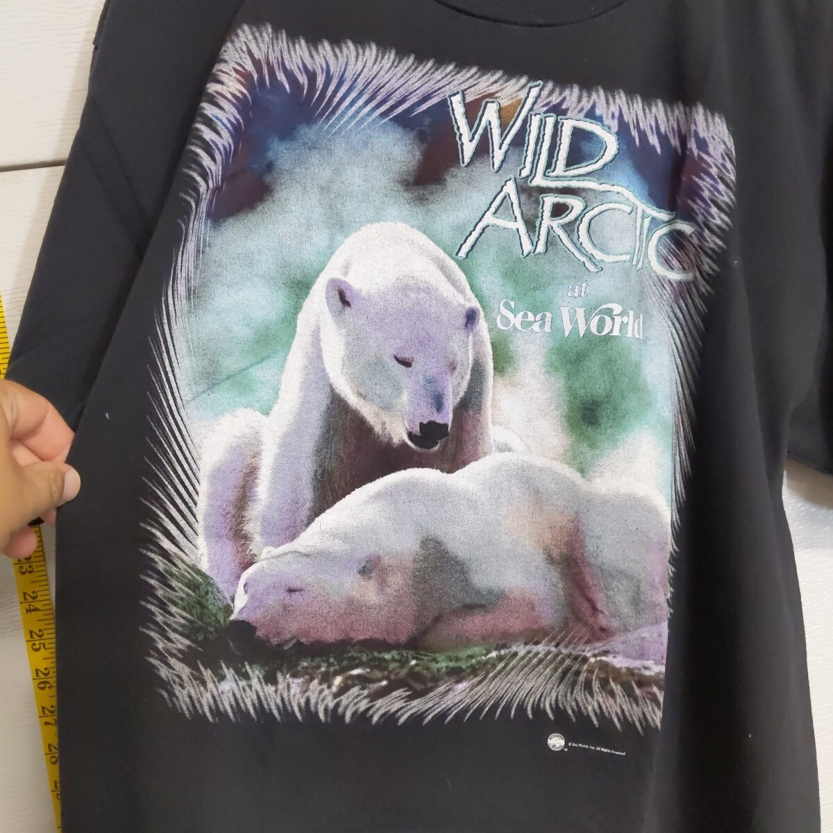 SeaWorld Wild Arctic Polar Bear Graphic Black T Shirt Made in USA XL Art Vintage gallery