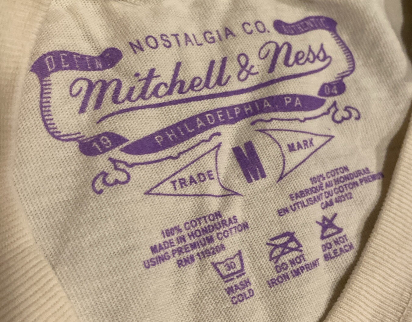NWT Men’s Mitchell & Ness LA Lakers Sidewalk Sketch Off White T-Shirt Size M gallery