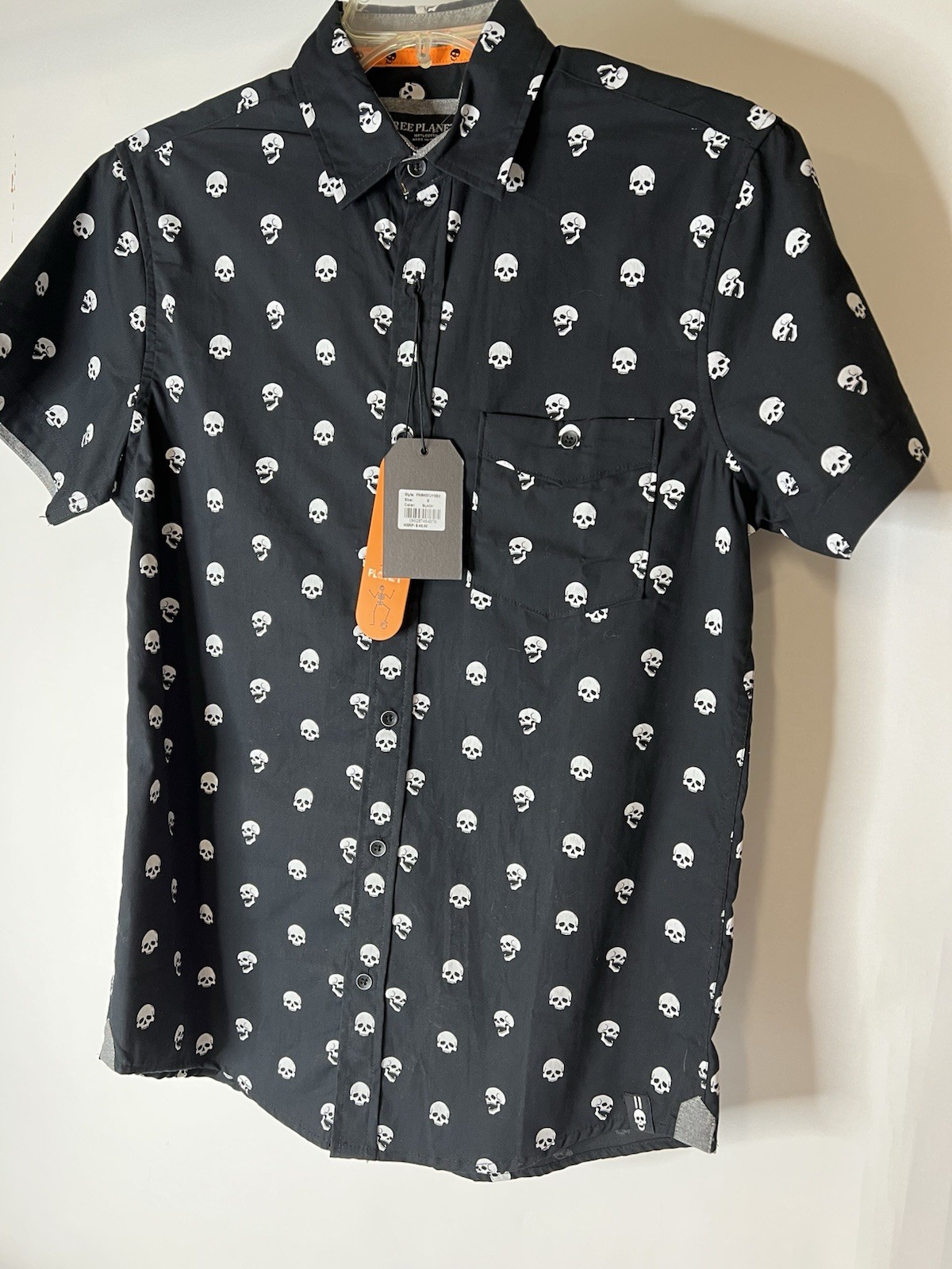 Skull Print Halloween Goth Young Man sz SMALL Collared Buttoned Shirt NEW w/TAGS