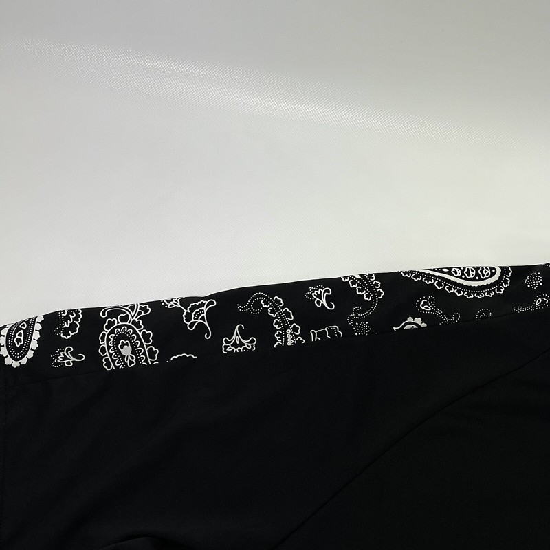 Keep Learning Paisley Shoulder-Pattern Solid Black T-Shirt Men’s Size M/L Casual gallery