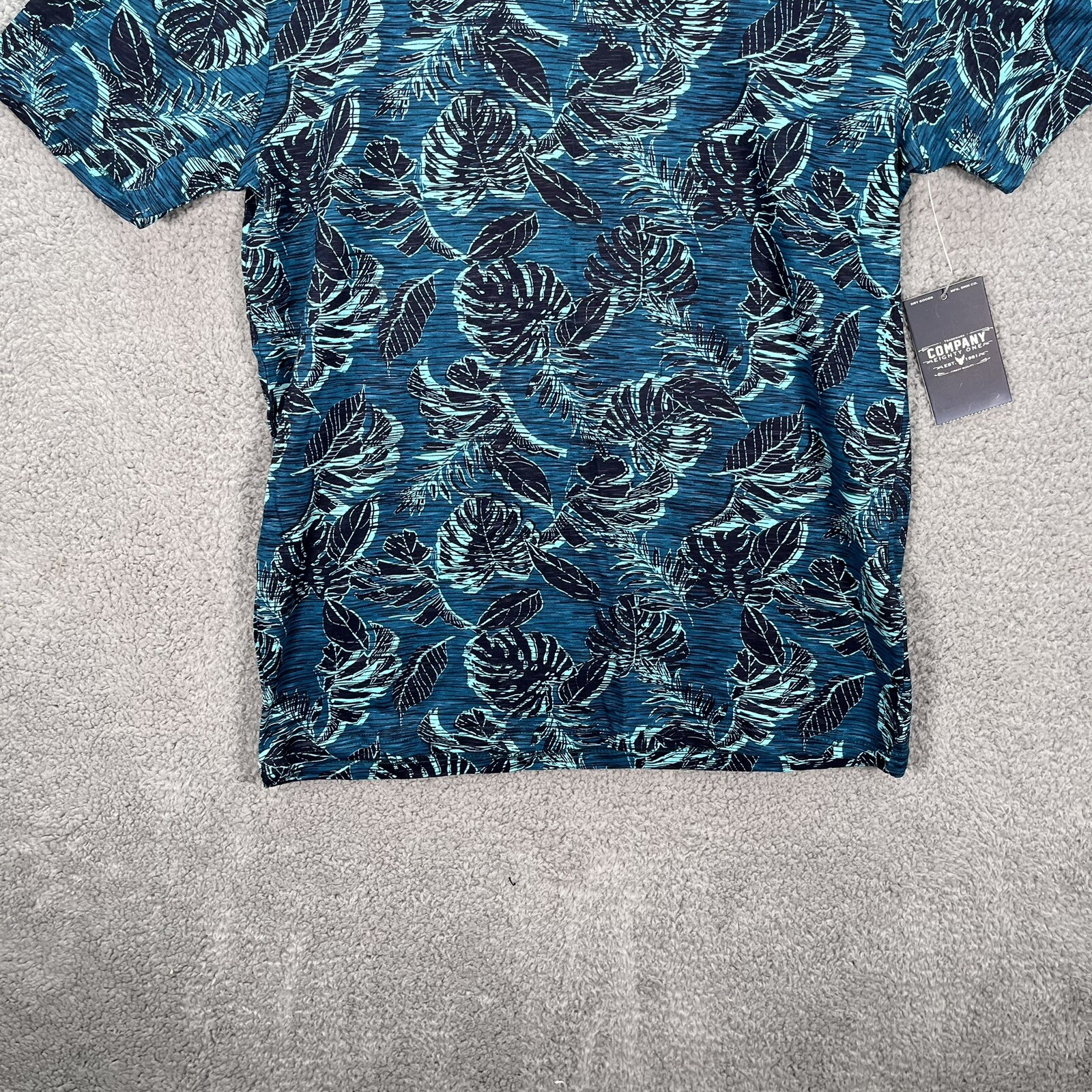 Trademark Company 81 Shirt Adult Medium Blue Preppy Aloha Beach Hawaiian NEW gallery