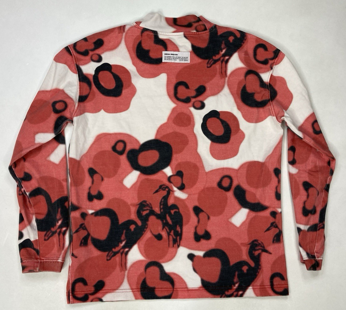 Heron Preston Washed Camo T-shirt Men Small Oversized Red Long Sleeve gallery