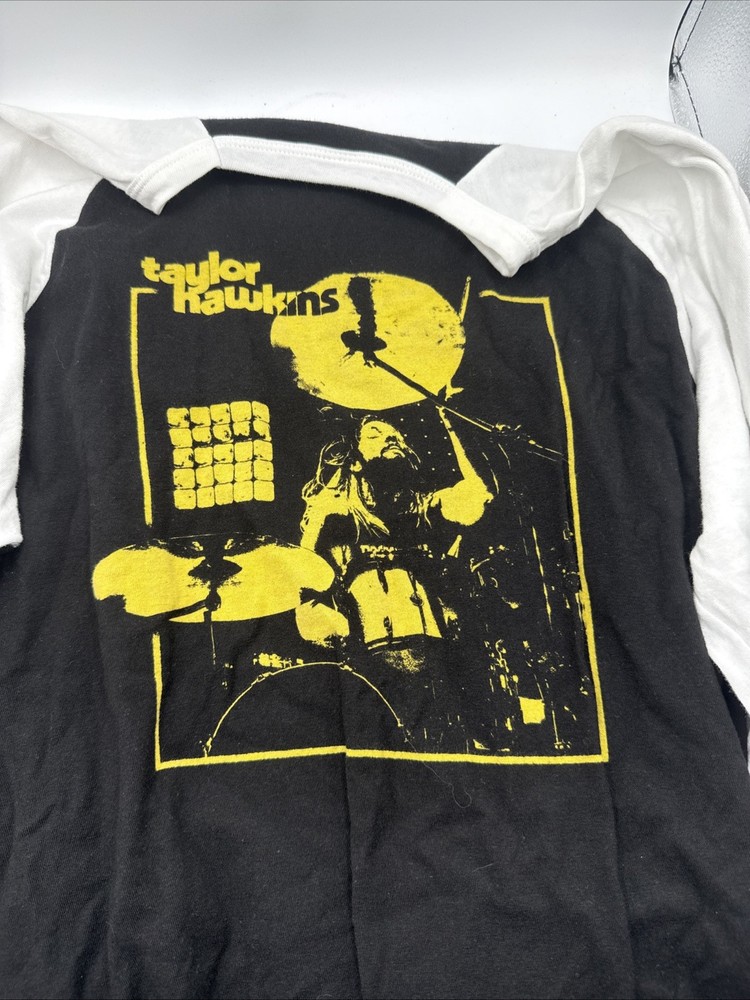 Taylor hawkins Foo fighters tribute show tour shirt London wembley arena Large