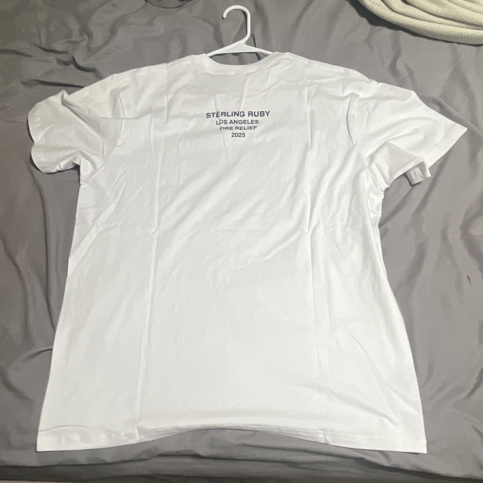 Supreme White Box Logo Graphic Print Cotton Crew Neck Short Sleeve T-Shirt M gallery