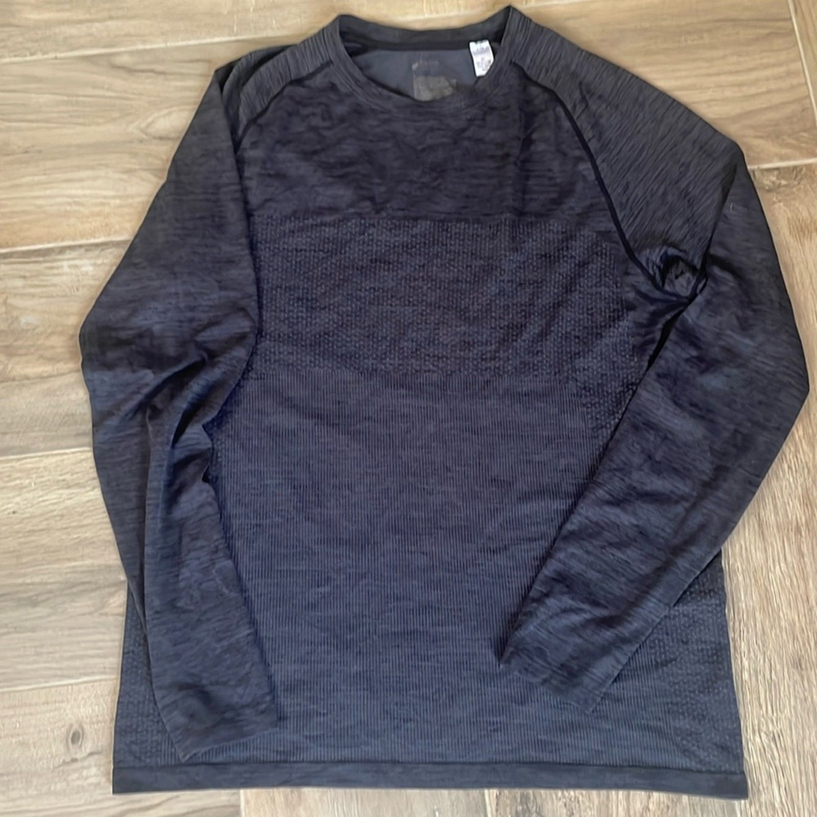 Zella Shirt Men's Large Gray LS Activewear Athletic gallery