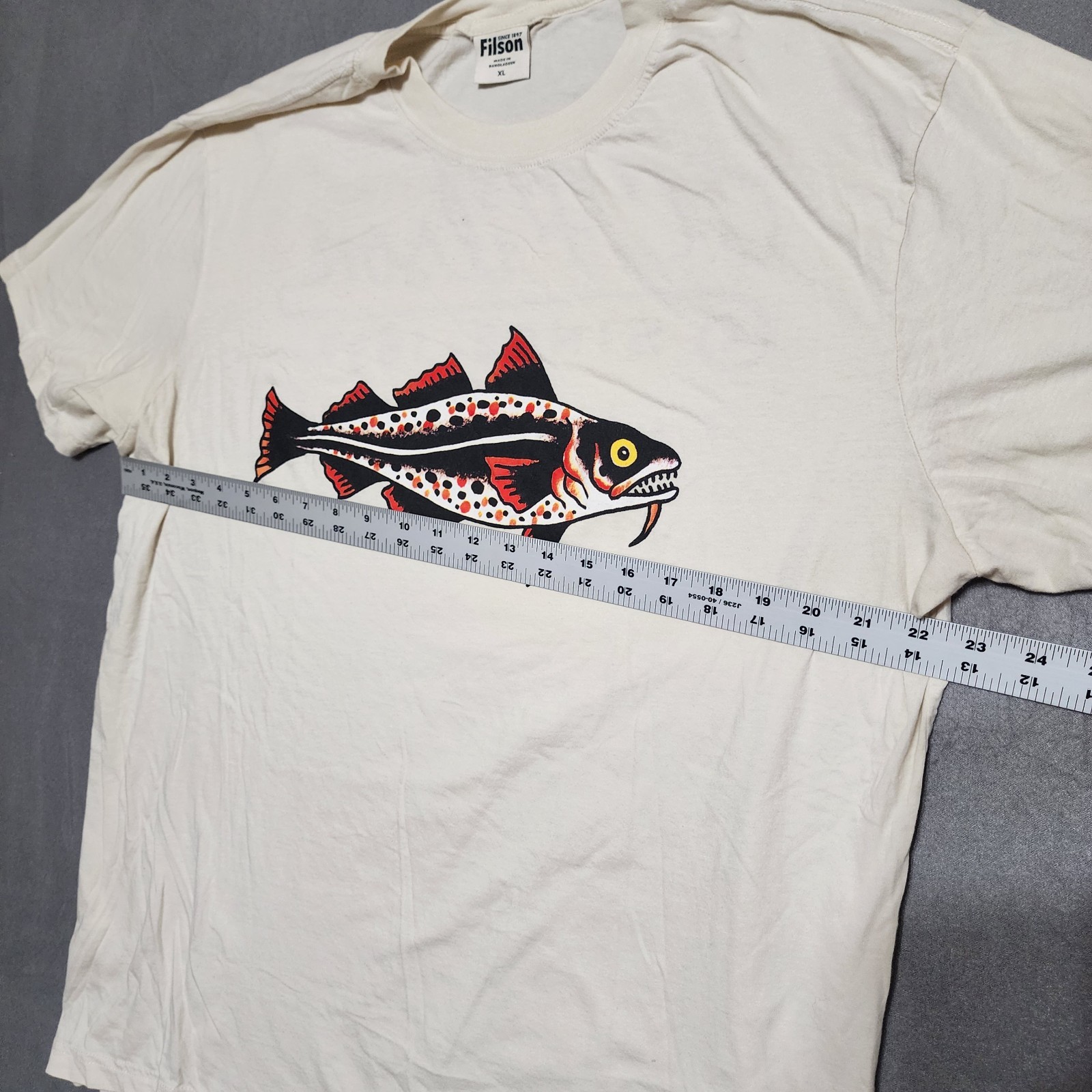 CC Filson T Shirt Men's XL Off White Cotton Cod Fish Nature Outdoor Double Sided gallery