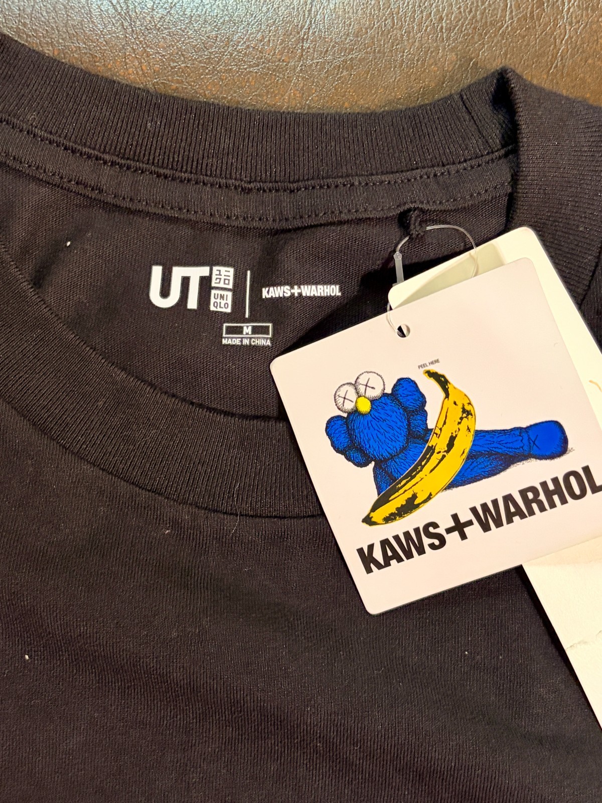 BNWT UNIQLO UT x KAWS + Andy Warhol Graphic Black T-Shirt Medium M gallery