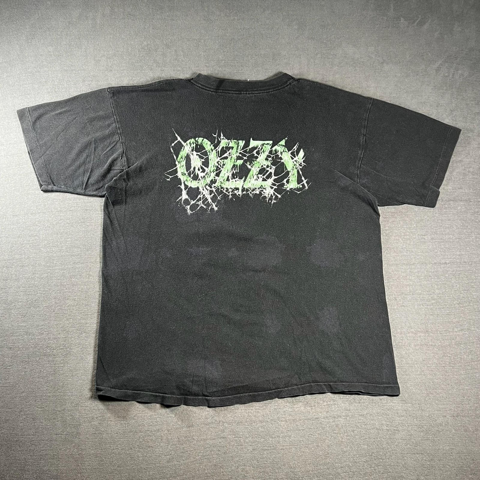Vintage 1998 Ozzy Osbourne Glow in the Dark Spiderweb Faded Black T-Shirt gallery