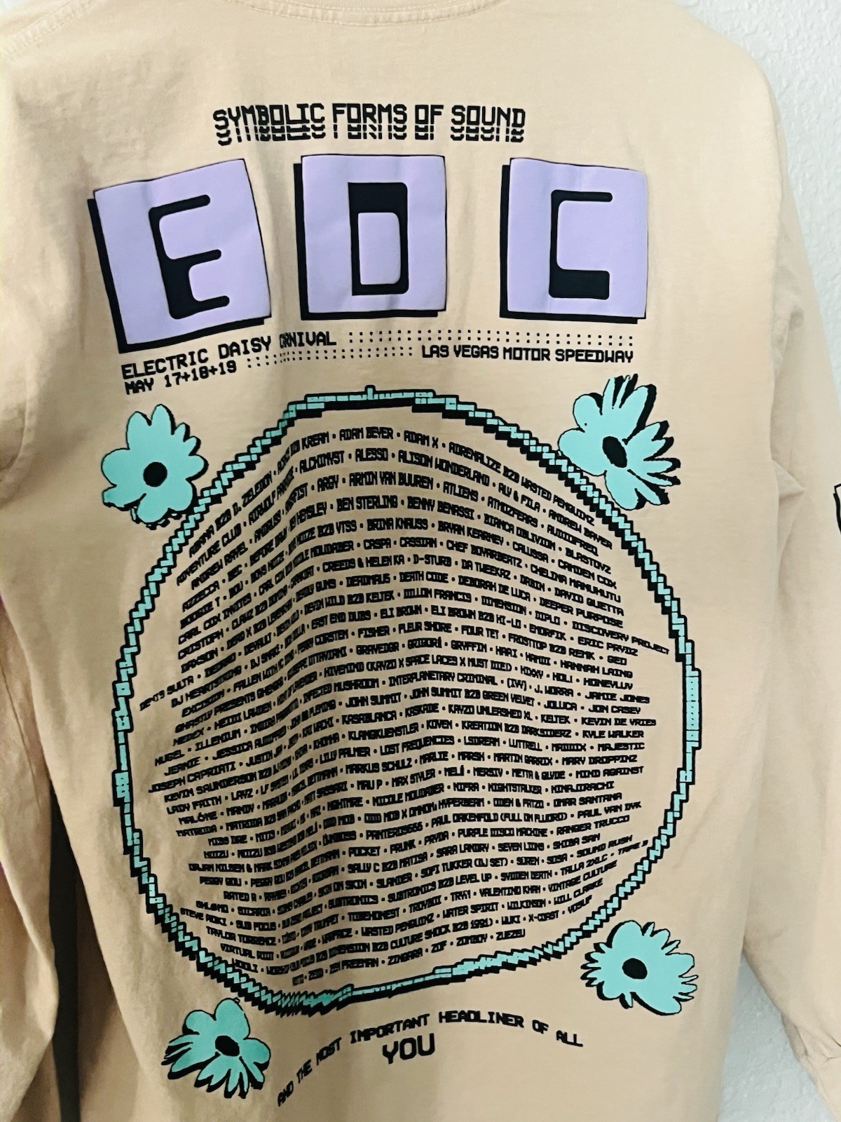 EDC Las Vegas T-shirt Size Small Insomniac Licensed Unisex Long Sleeve Beige gallery