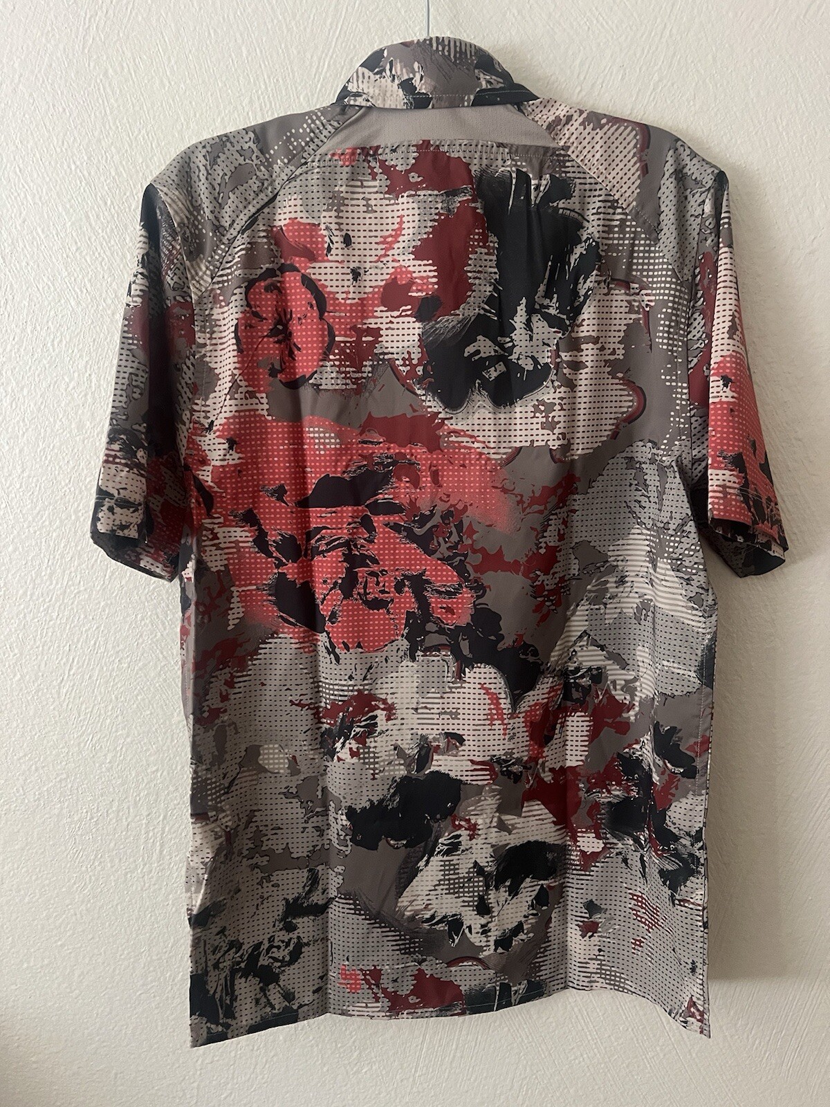 Under Armour UPF 30 Dockside SS Novelty Button Shirt 1376577 203 Men’s Size S gallery
