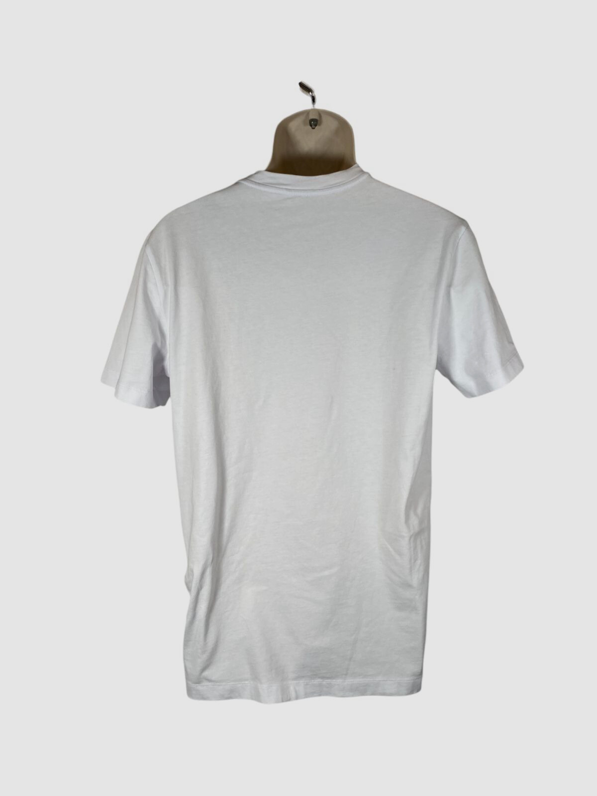 Moncler Men's White Short Sleeve Logo Patch T-Shirt Size M gallery
