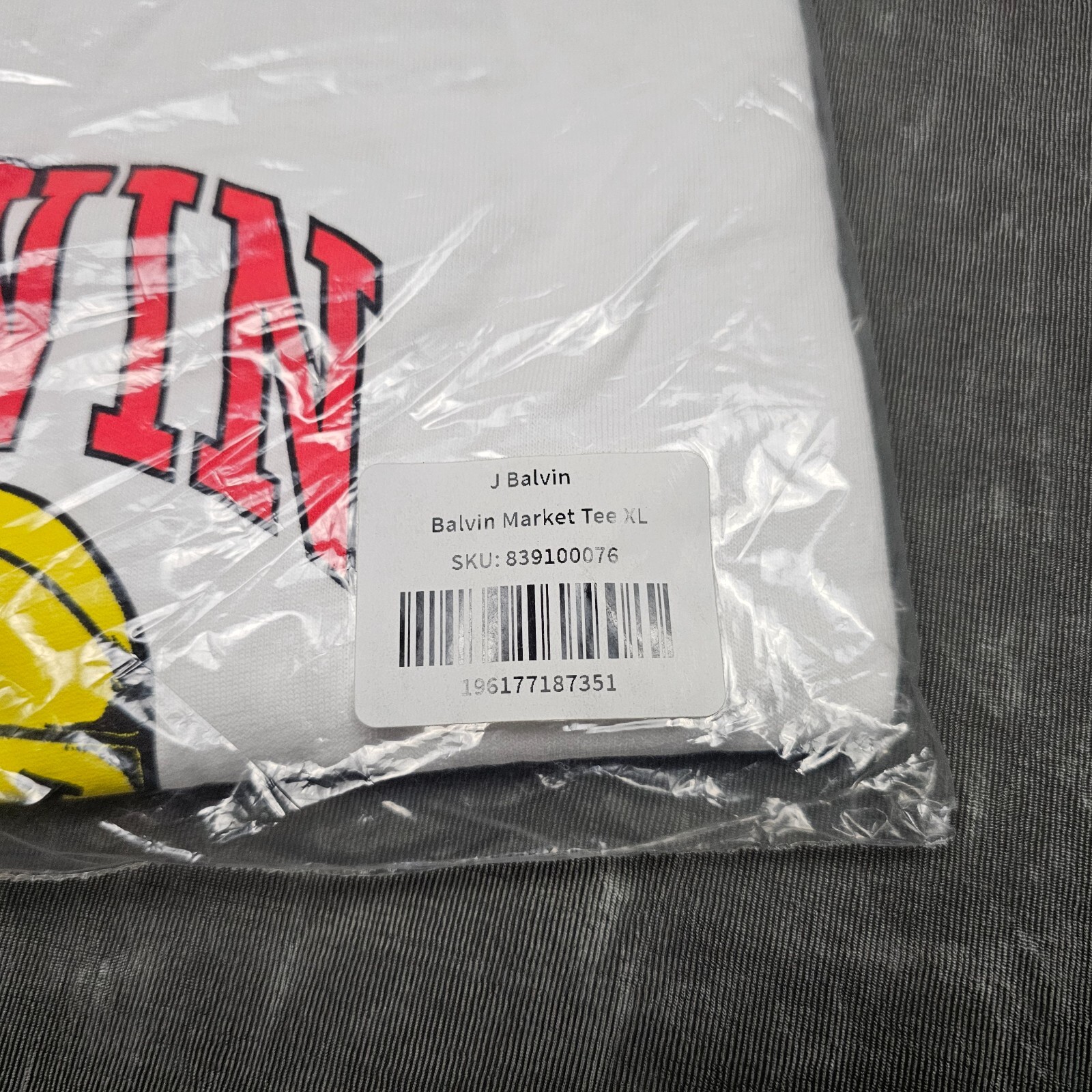 J. Balvin Market Shirt Men Extra Large Ball Smiley Face Chinatown Collab XL gallery