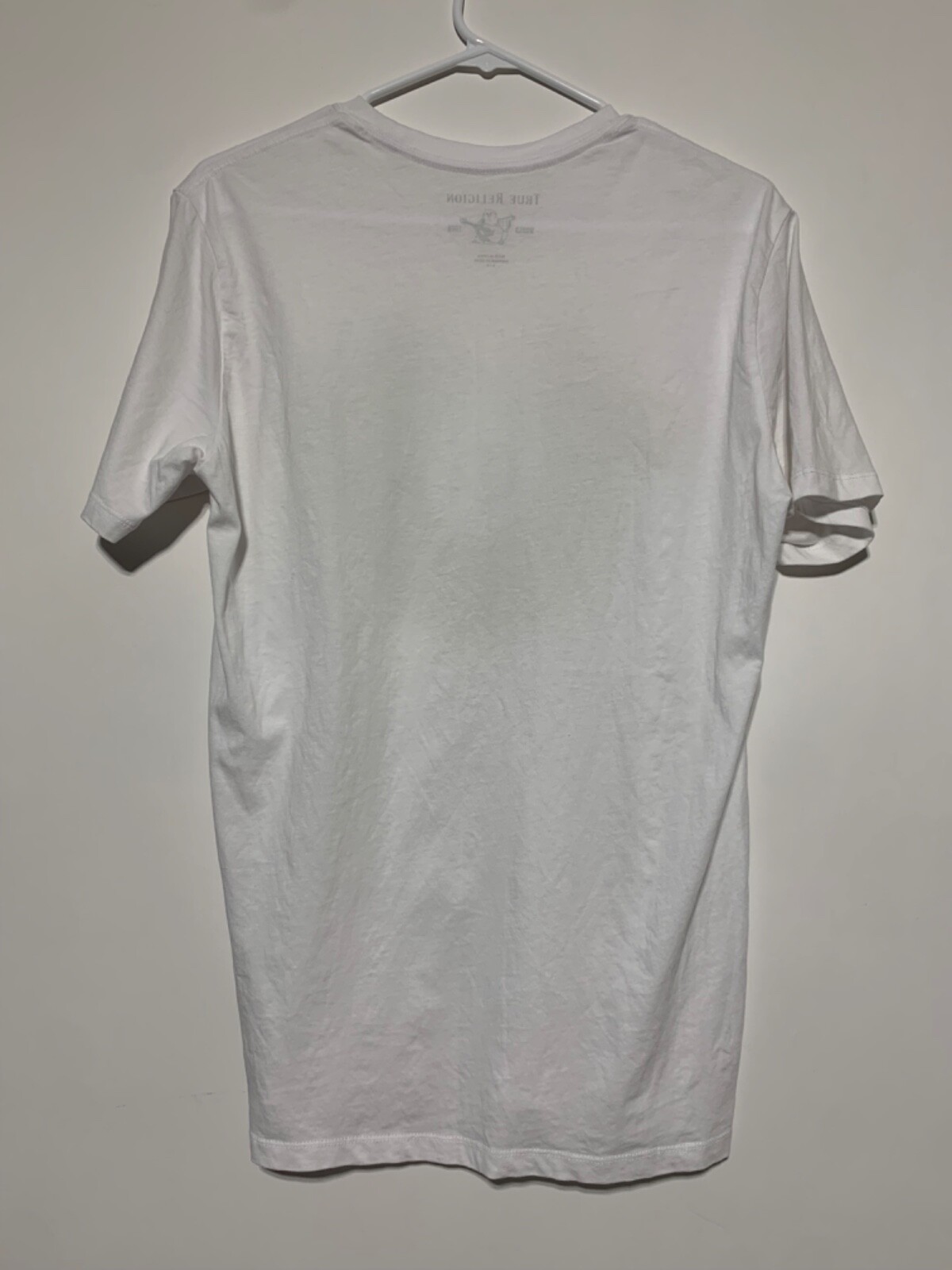 True Religion Men Size S White T Shirt Gold Horseshoe Logo Cotton Tee gallery