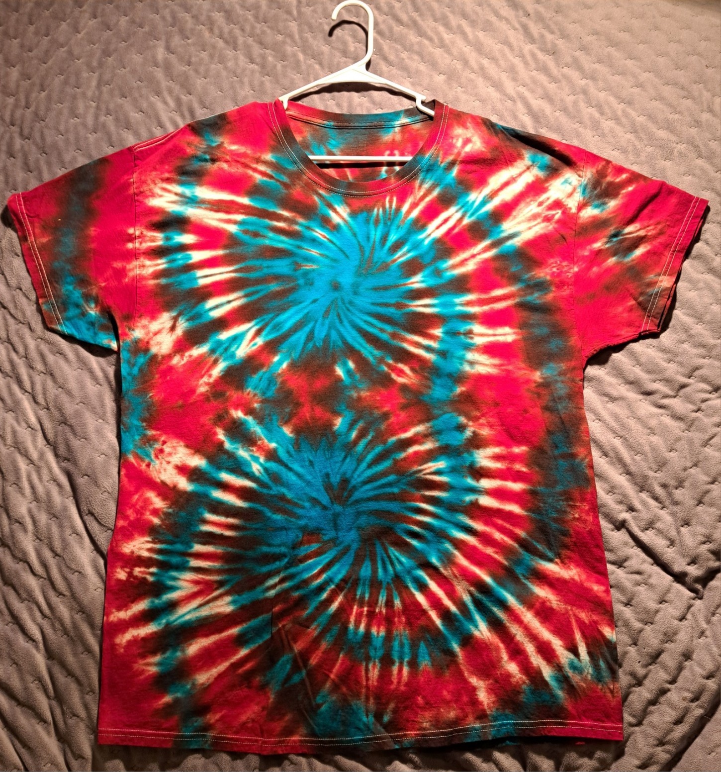 Unique Handmade 2XL 100 % Cotton Fruit of the Loom Double Swirl Tye Dye Shirts gallery