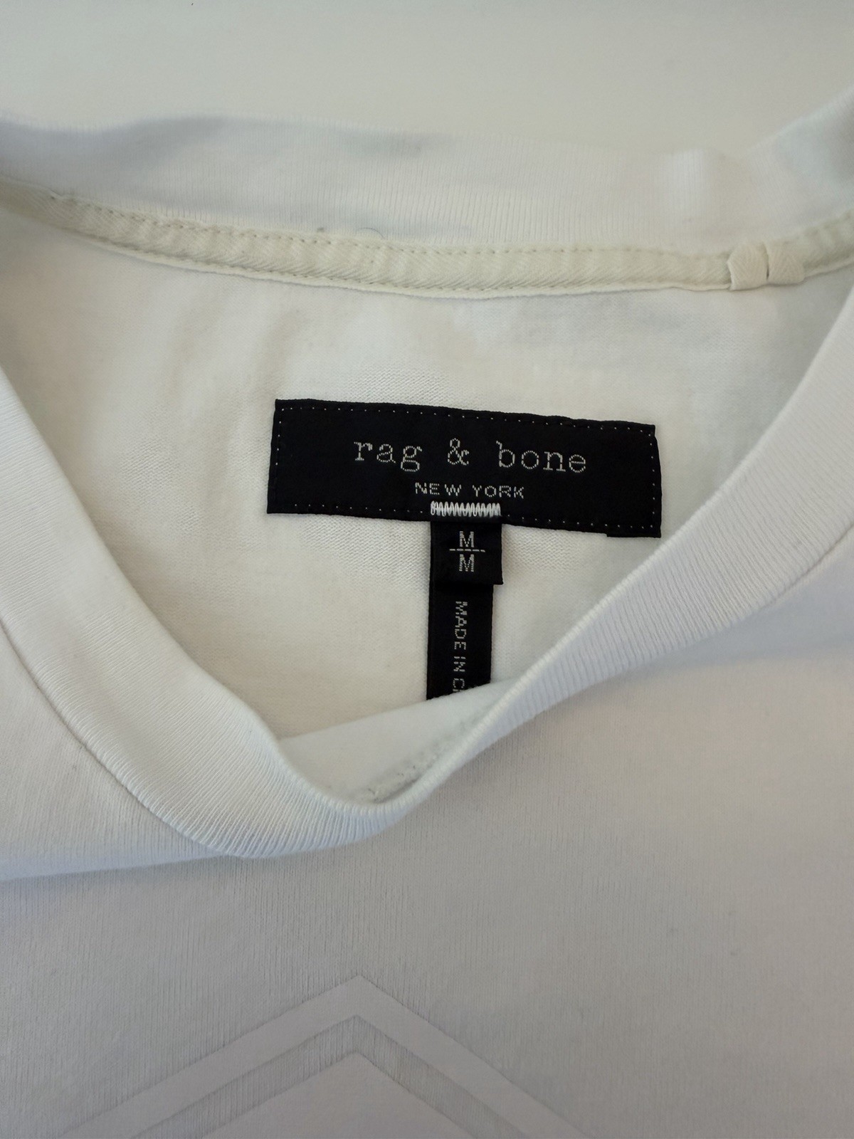 Rag & Bone White T-shirt Mediums Short Sleeve Crew Neck Men’s Cotton Tee gallery