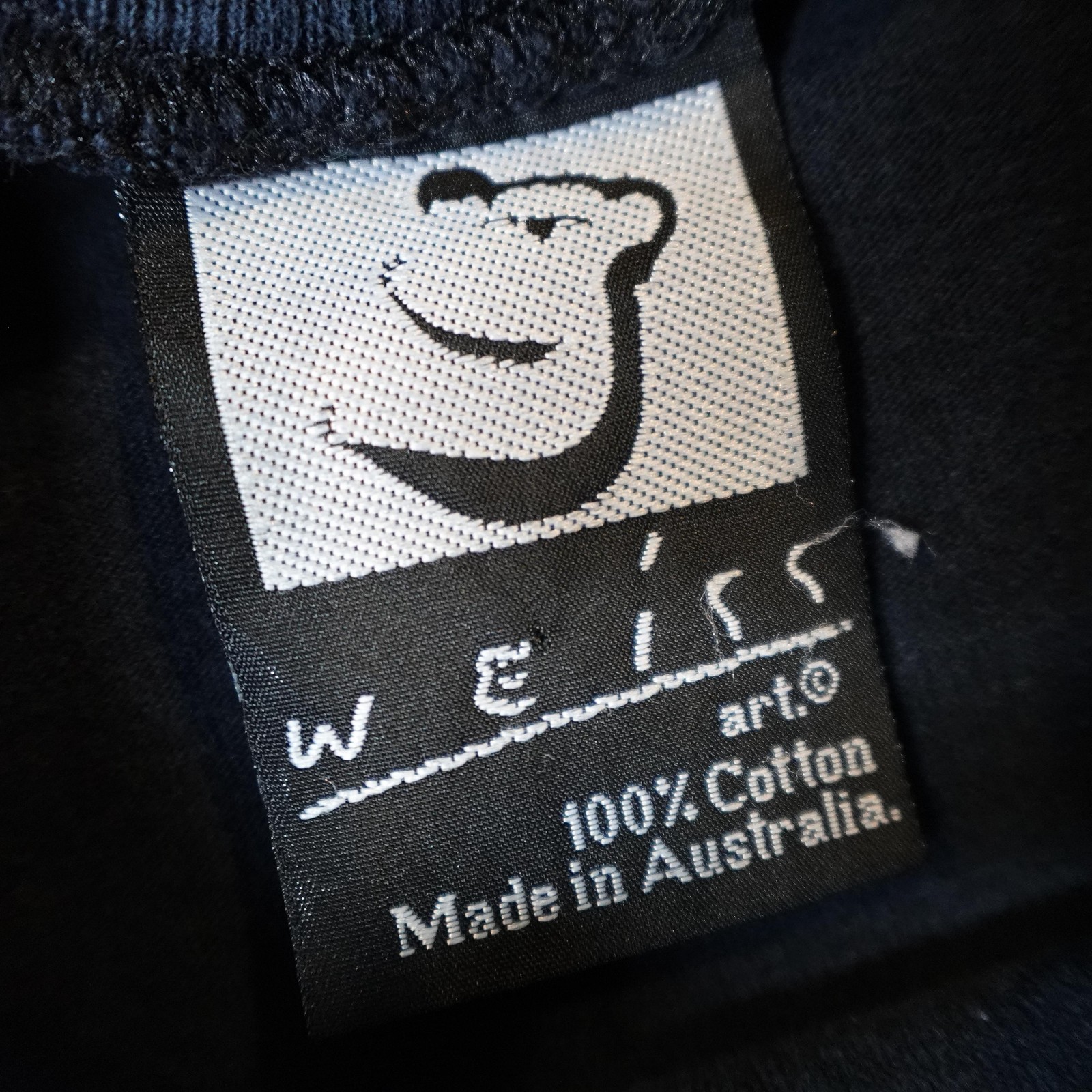 Vintage Weiss Koala Australia Shirt Mens Medium Black Animal Graphic Art Tee 90s gallery