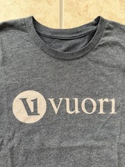 Vuori Men’s Short Sleeve Large Gray T-Shirt Sports Running Travel Classic Top