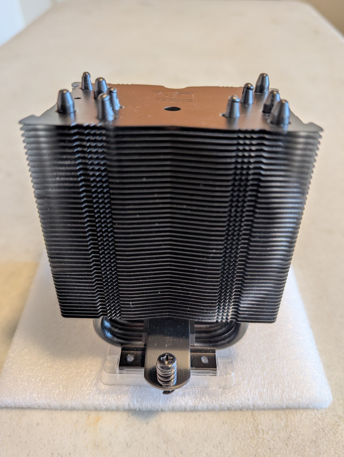 Noctua NH-U9S chromax.black CPU Cooler with Mounting Bracket - AMD/Intel