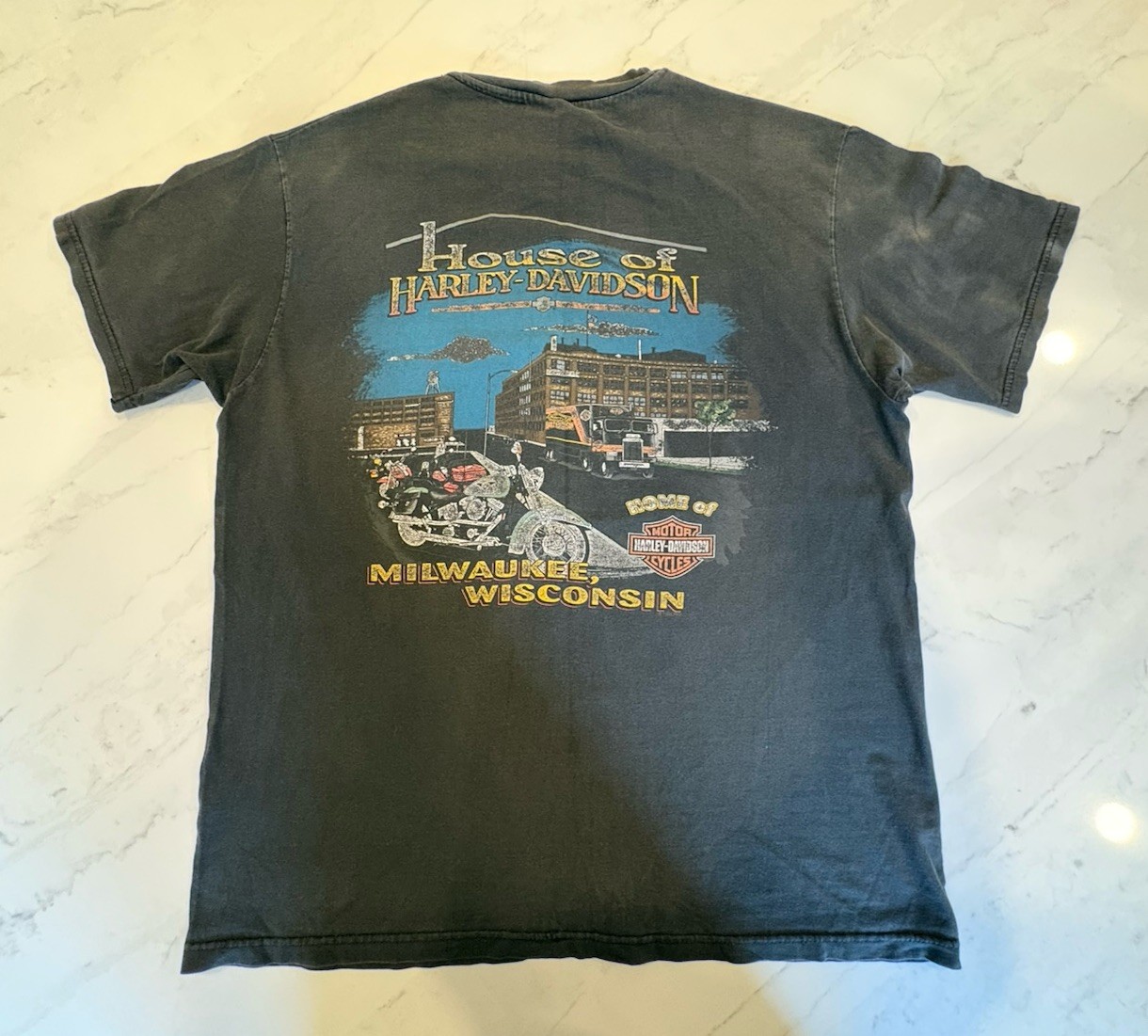 VTG ‘98 Harley-Davidson Motorcycles Badge Logo T-shirt Sz L Black Biker Chopper gallery