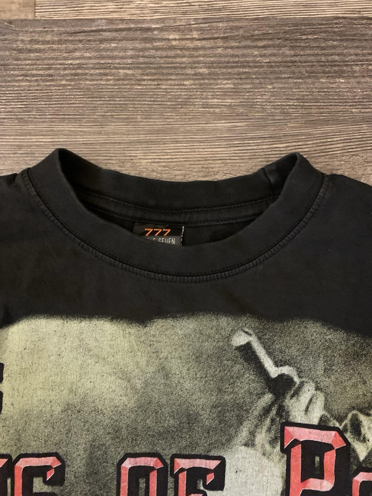 Y2K 2000s 2009 Michael Jackson King Of Pop Faded Music Memorial Shirt Men’s XL gallery