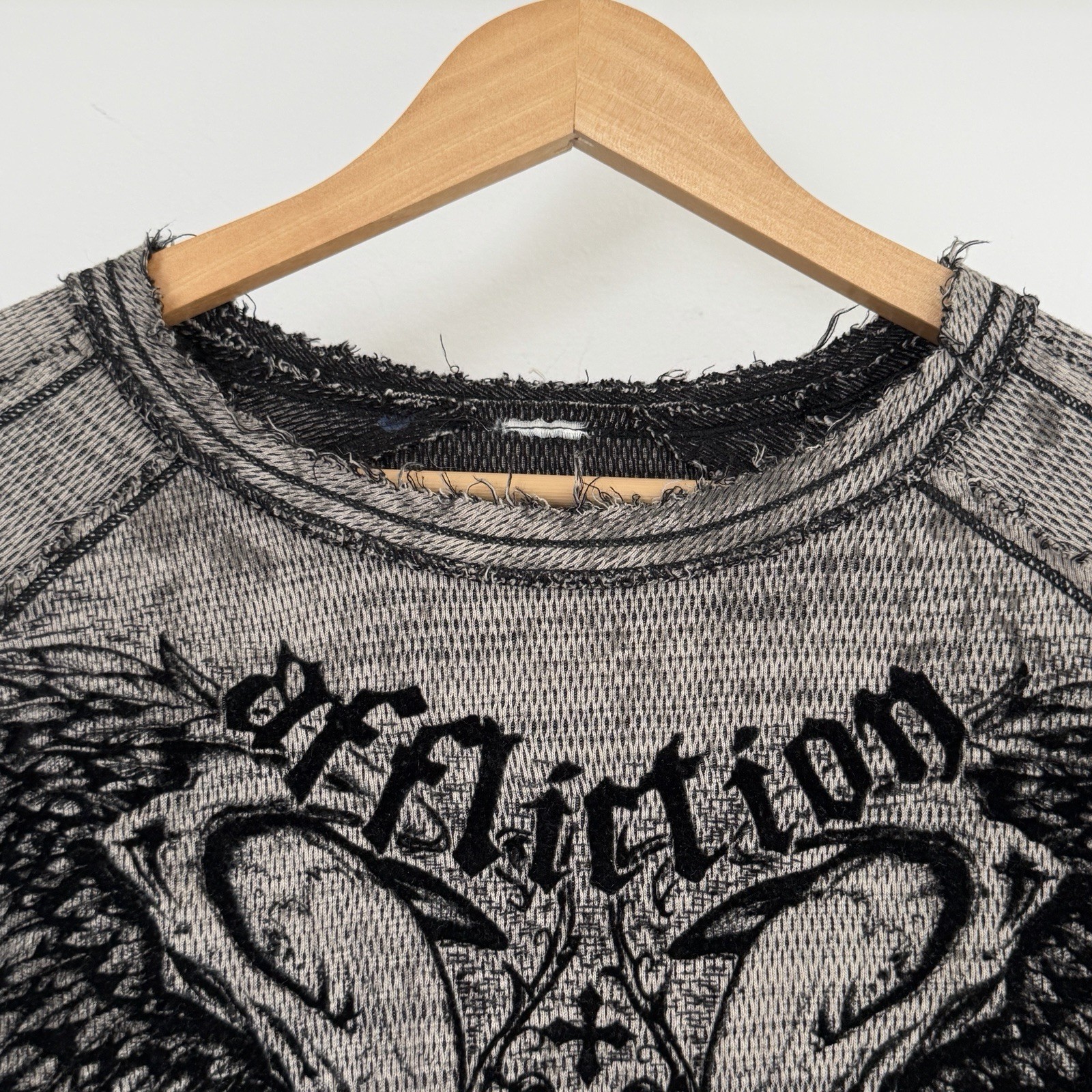 Affliction Reversible Thermal Shirt Mens Large Waffle Knit long Sleeve Y2K Wings gallery