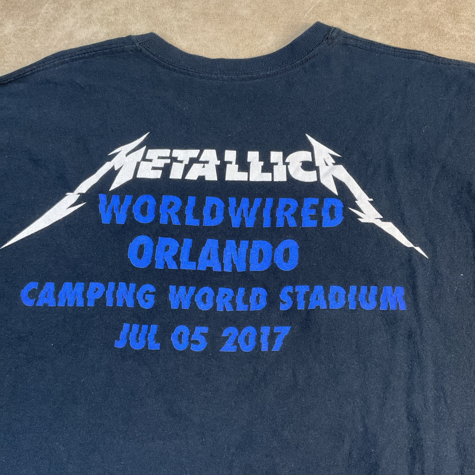 Metallica T-Shirt Men Sz XL Worldwired Tour 2017 VTG Y2K Orlando Double Sided gallery