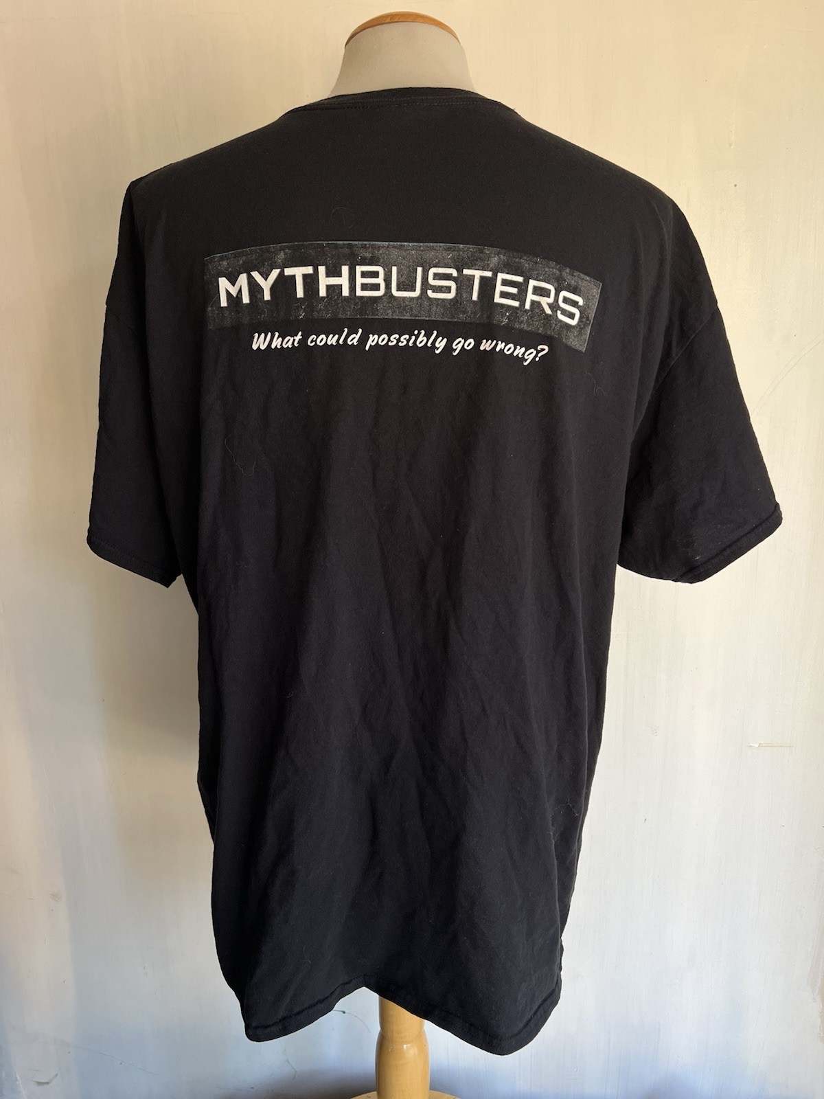 MYTHBUSTERS (2007) "What Could Possibly Go Wrong" Discovery Channel T-Shirt 2XL gallery