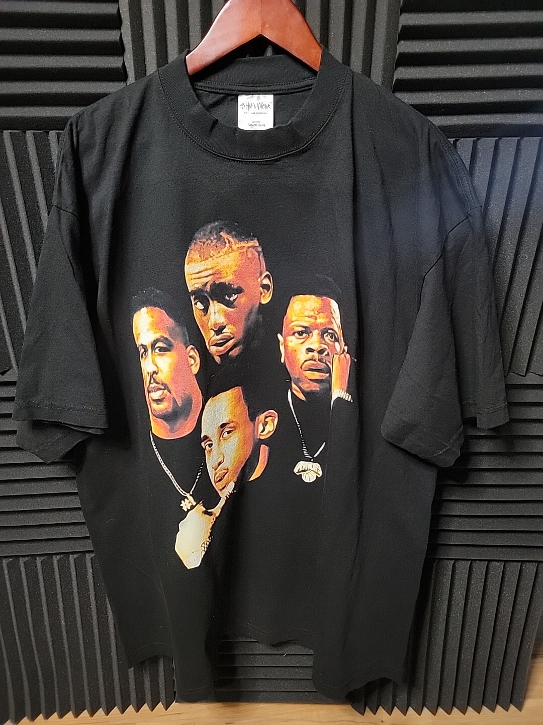 KNICKS LEGENDS ON SHAKA HEAVYWEIGHT GARMET DYED T SHIRT gallery