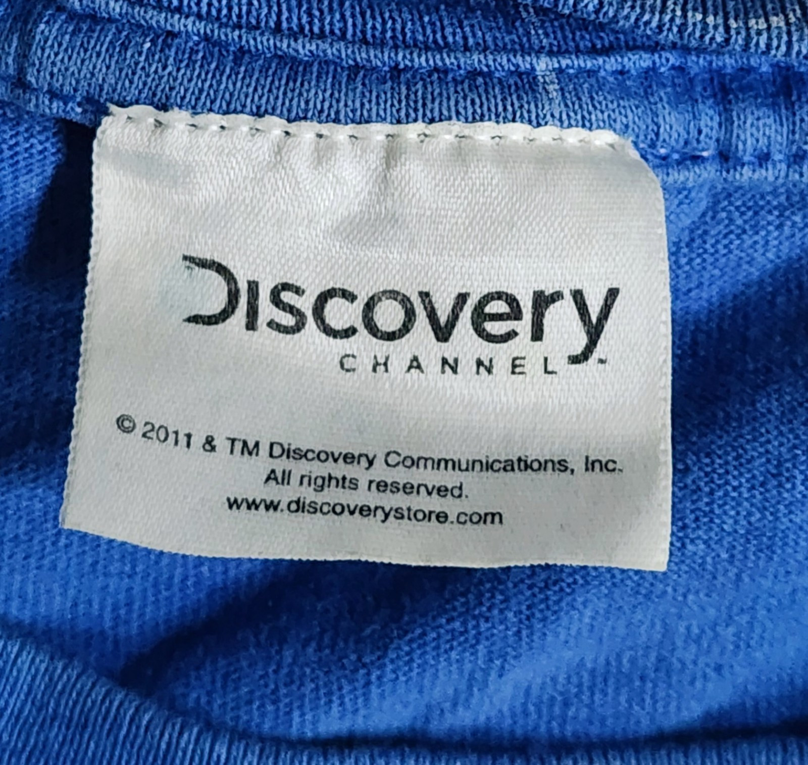 Mythbusters T-Shirt Men's Sz Small All Over Print Discovery Channel 2011 Tee gallery