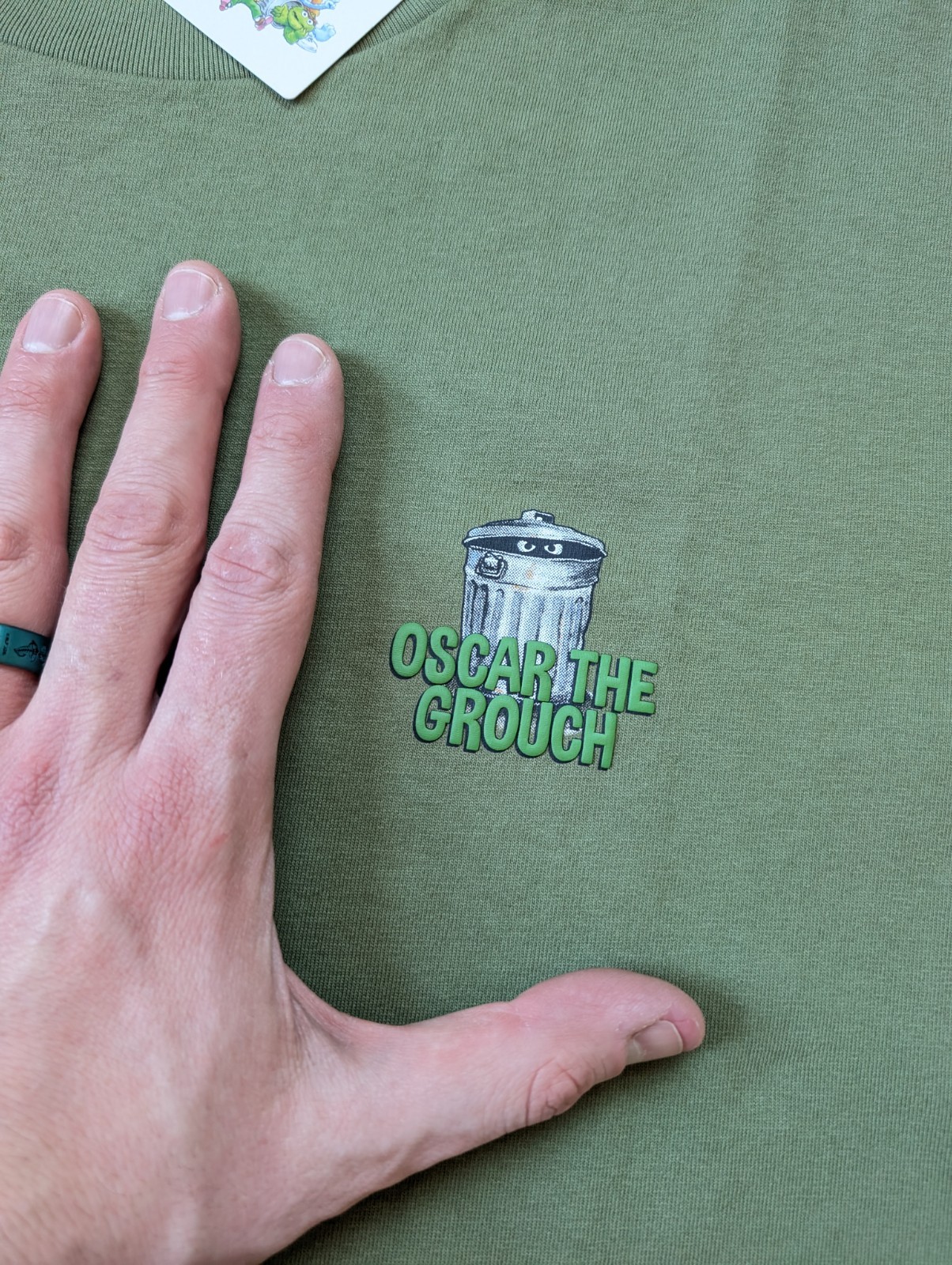 Sesame Street x Uniqlo Shirt Mens Large Oscar the Grouch Green UT gallery
